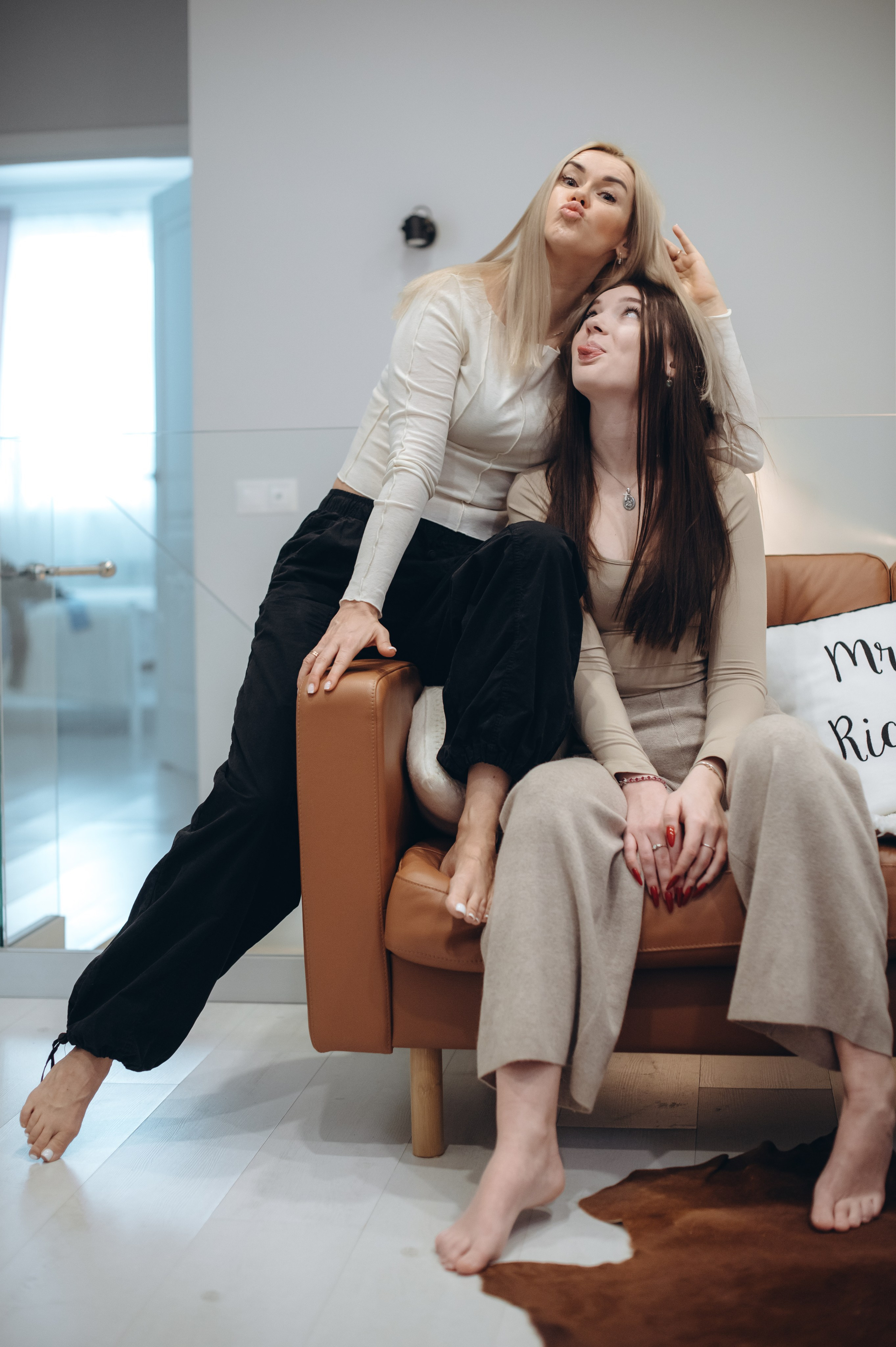 Виталя Аня Ариша Марк Бетти Яр Парк. Семьи