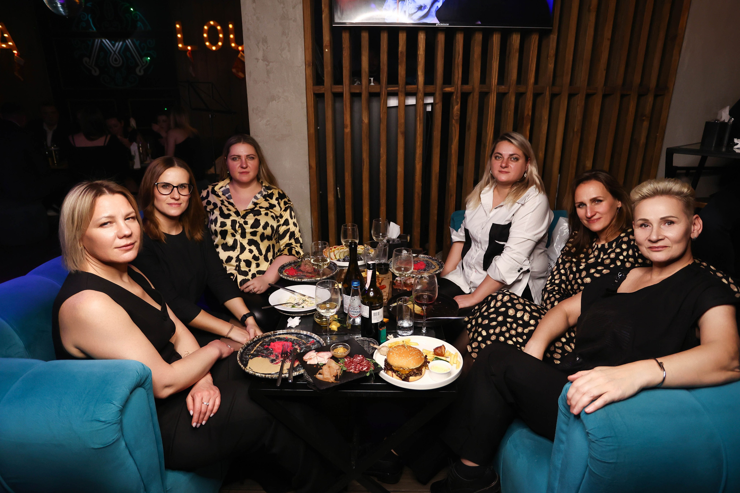 22/12/23 Новогоднее караоке в Мята Спортивная. Мята Спортивная — Кальянная, караоке, бар в Минске