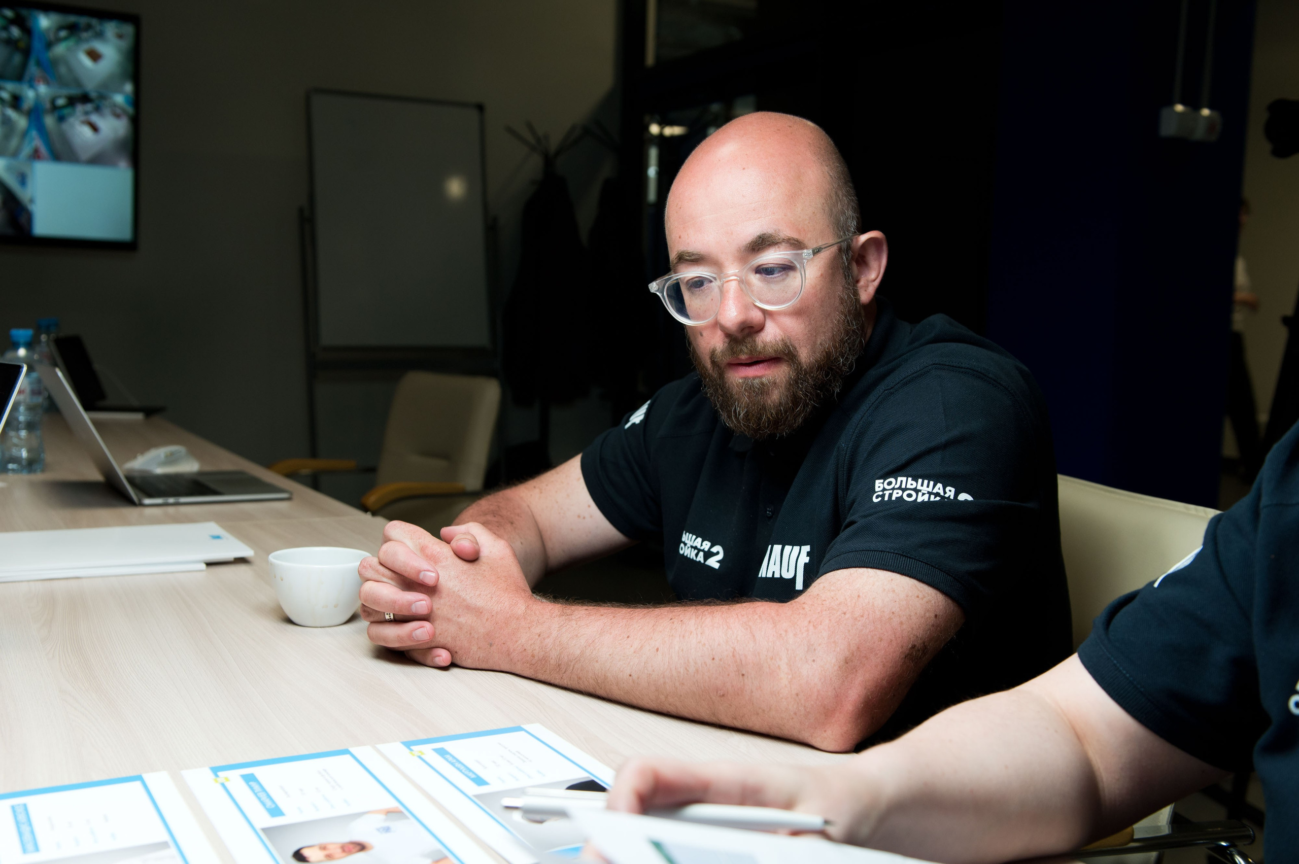 Репортаж со съемки передачи «Большая стройка 2». Репортажный фотограф и видеограф Слава Думчев. Тимбилдинги, отчетники, корпоративы