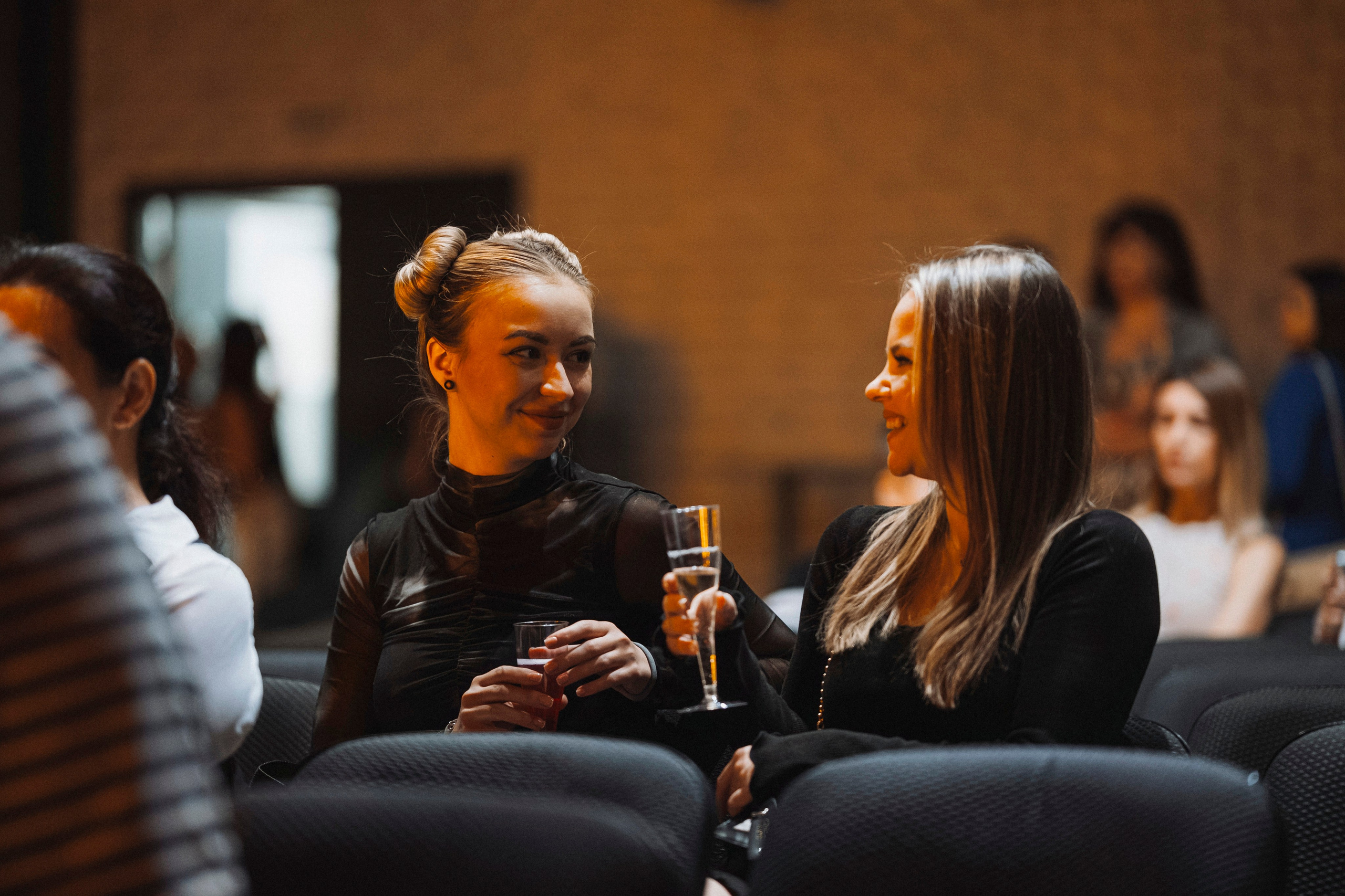 Play Vinyl Band. Главная