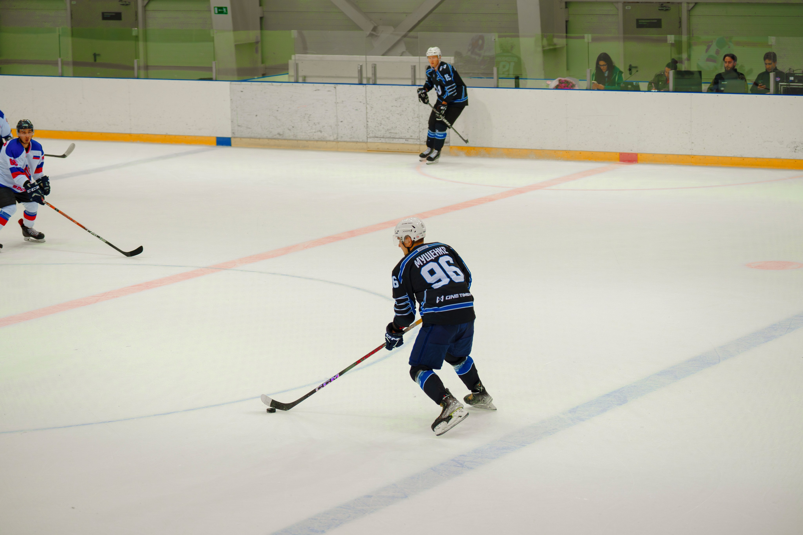 Фотосъемка хоккейных матчей в Сочи. Фотограф видеограф Геннадий Янбаев в Сочи, Краснодаре