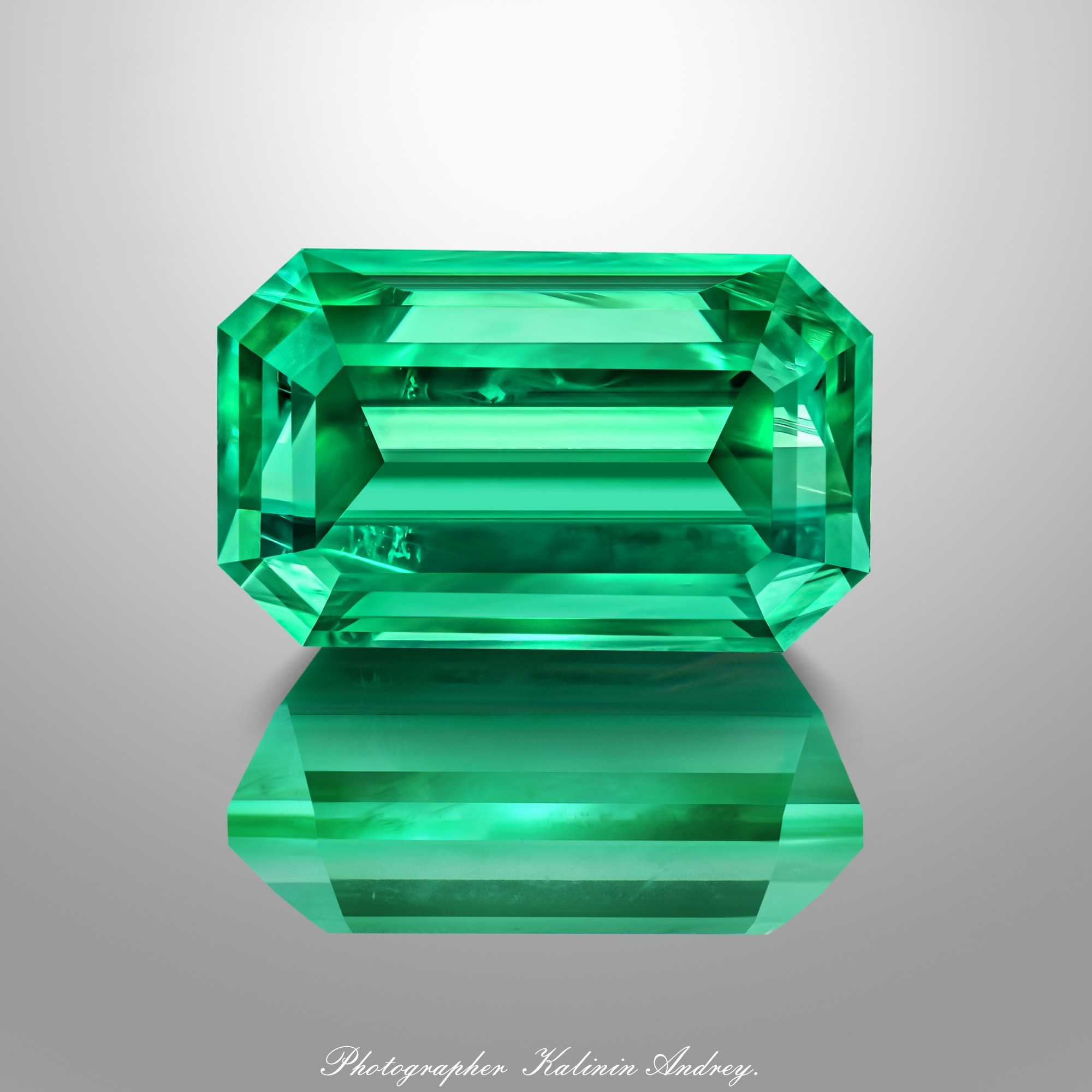 Фотографии в большом разрешении драгоценных камней на продажу купить тел +79 660 031 307. Высококачественная профессиональная рекламная фотосъёмка ювелирных украшений, драгоценных камней в Москве. Обучение, консультация