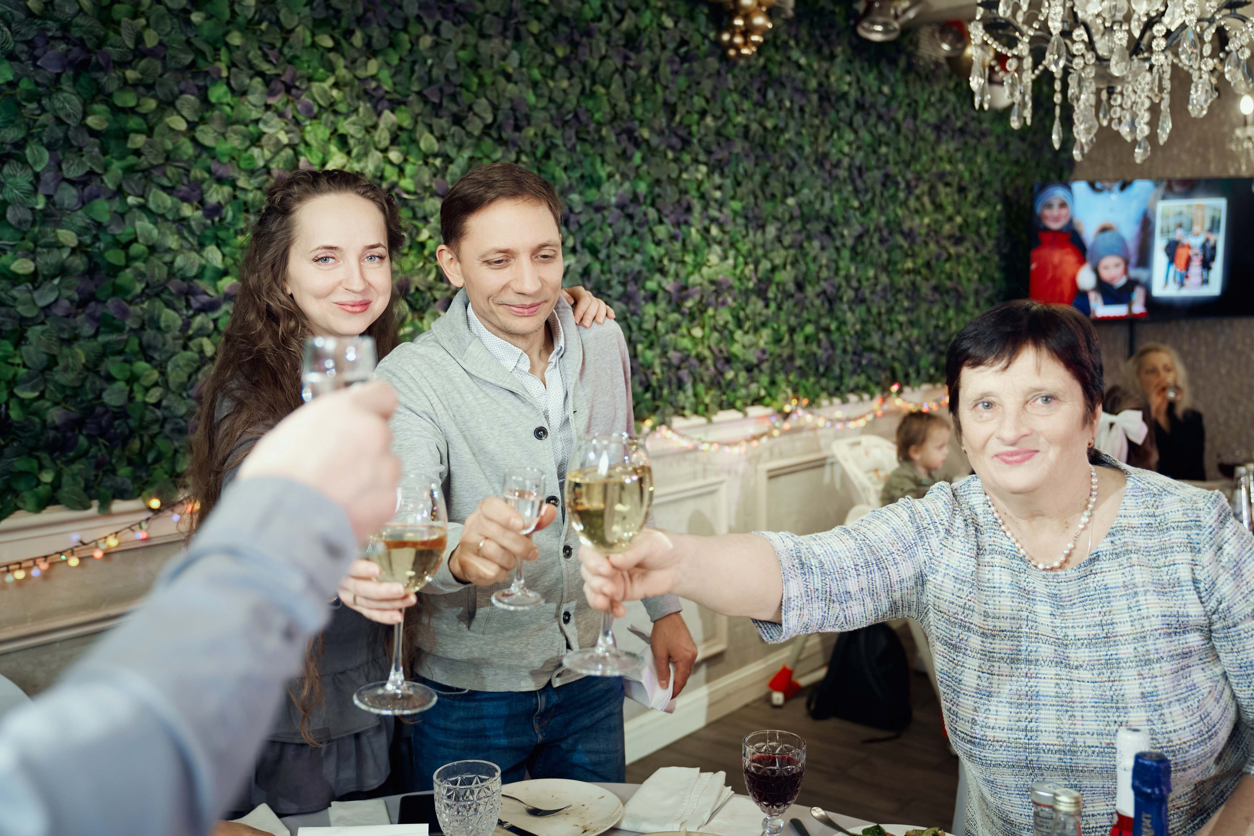 Репортажная фотосъёмка юбилея 45 лет в ресторане Стравинская гавань