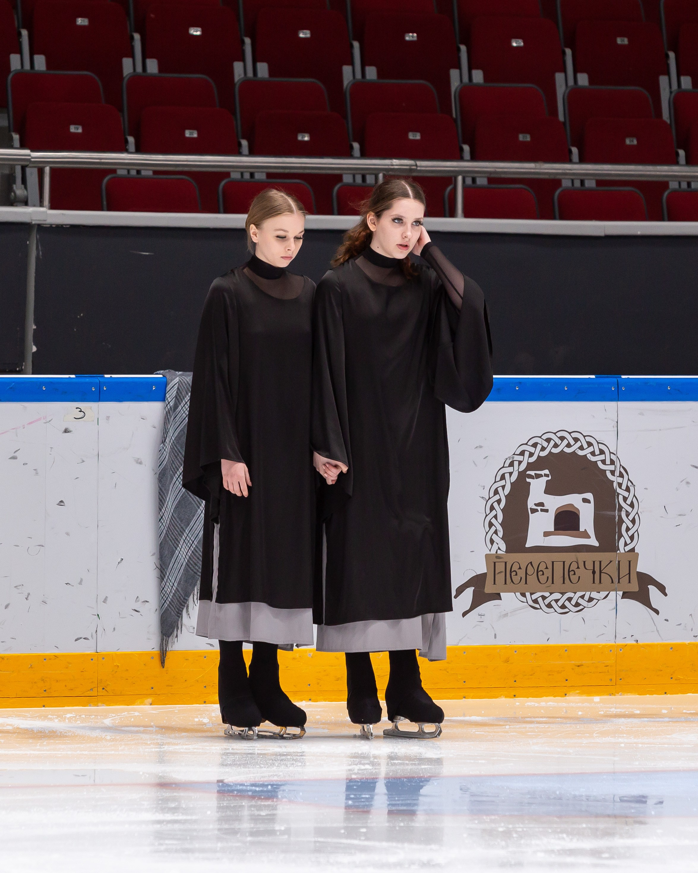 VII Ежегодный фестиваль массовых танцев на льду и фигурного катания «Петровский лёд» Санкт-Петербург 2024. Репортажный фотограф в Москве