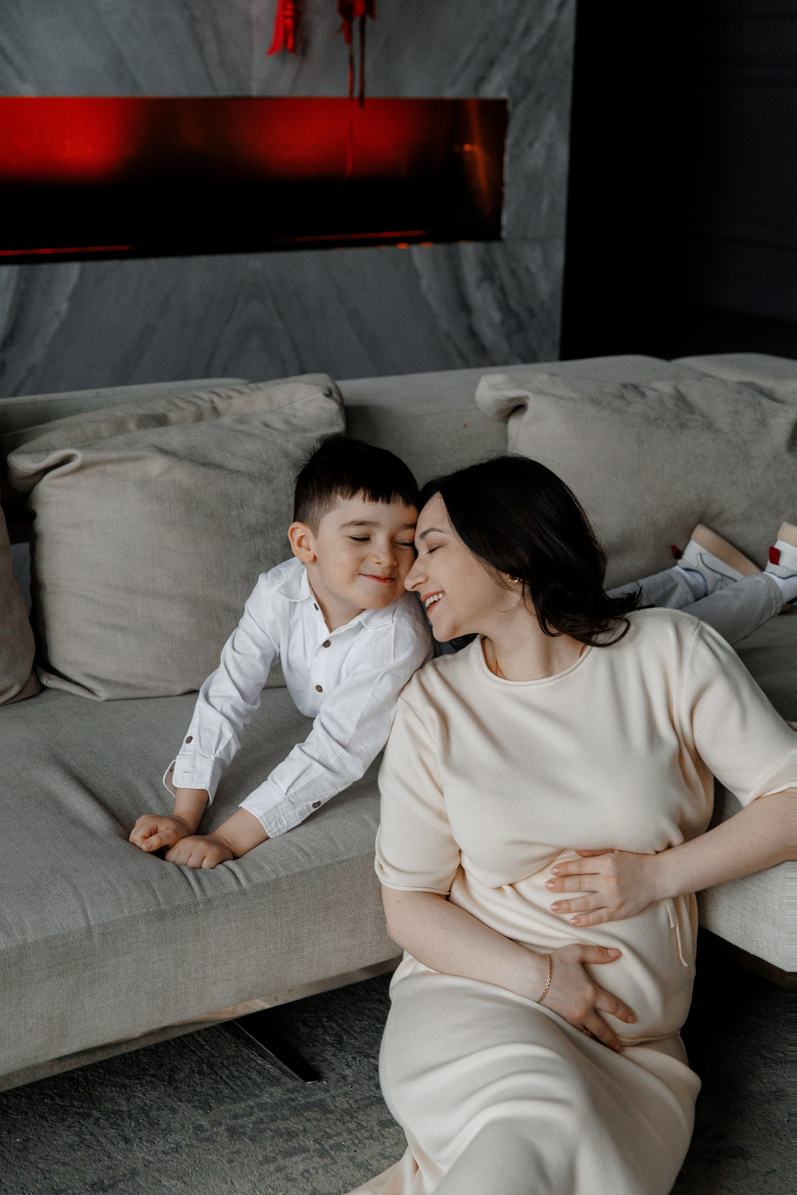 Фотосессия беременности, фотостудия Мимика. Фотограф Александра Сыщенко