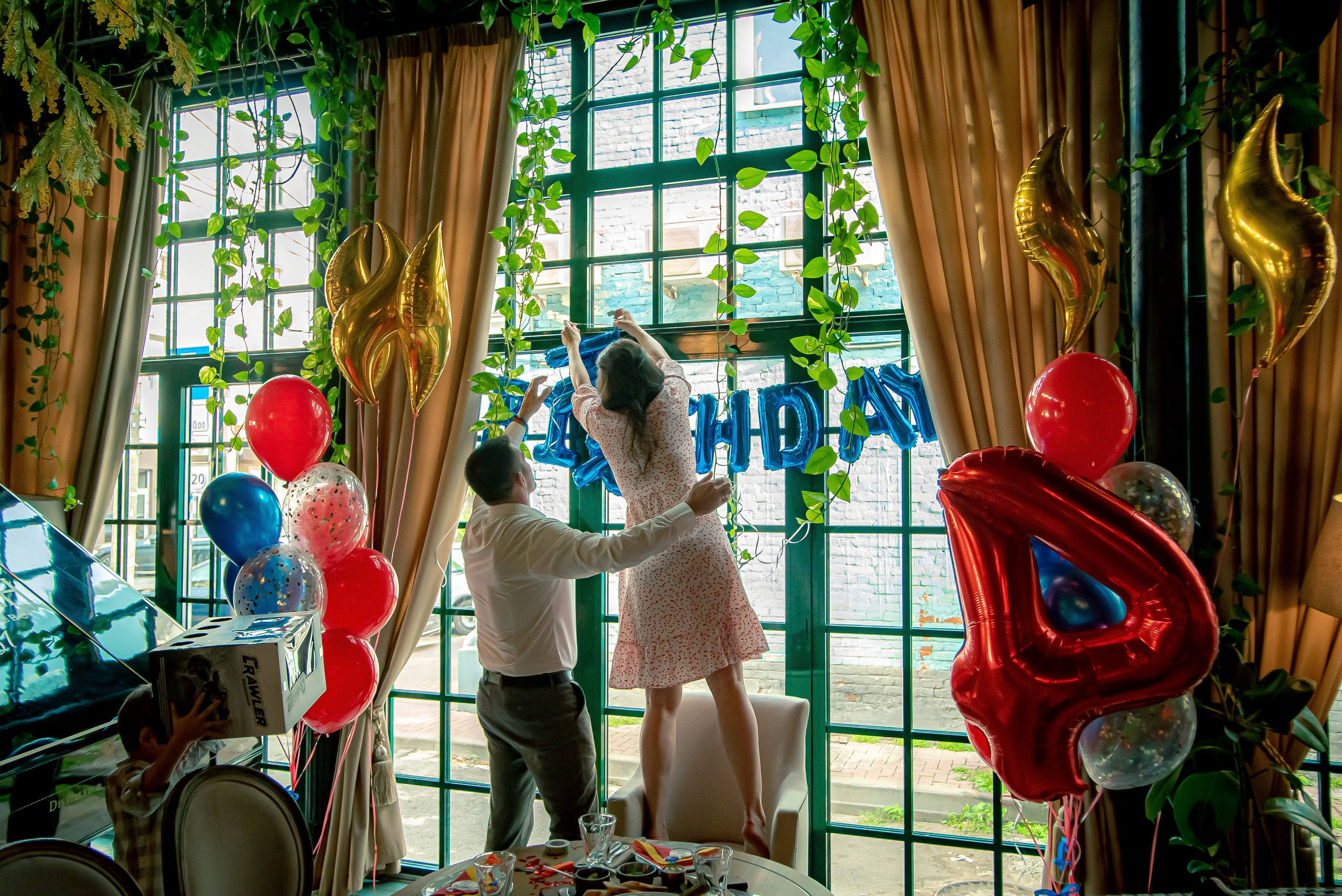 День Рожденья. Max Matvich and Victoria Basova are professionals in their field