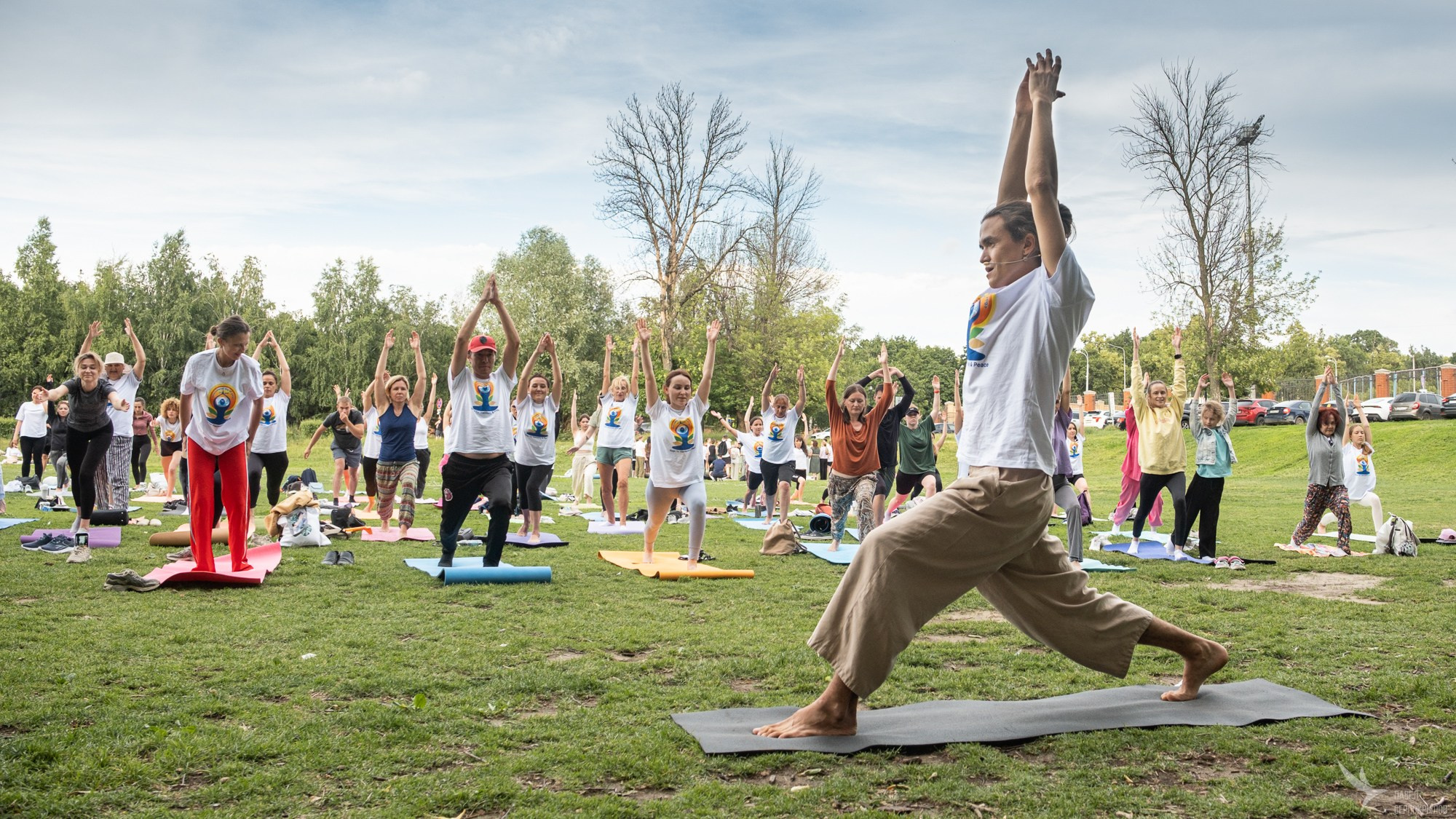 Международный день йоги. Репортажный фотограф в Казани Павел Серпокрылов