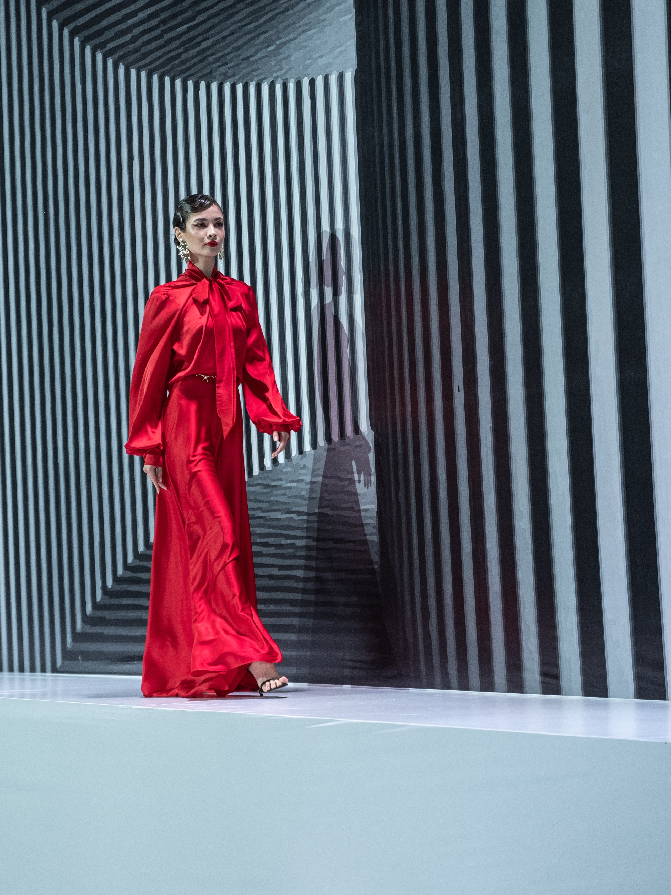 NAIYL BAIKUCHUKOV. Сайт Алматинского НЮ АРТ, будуар и фэшн фотографа Дениса Карпенко