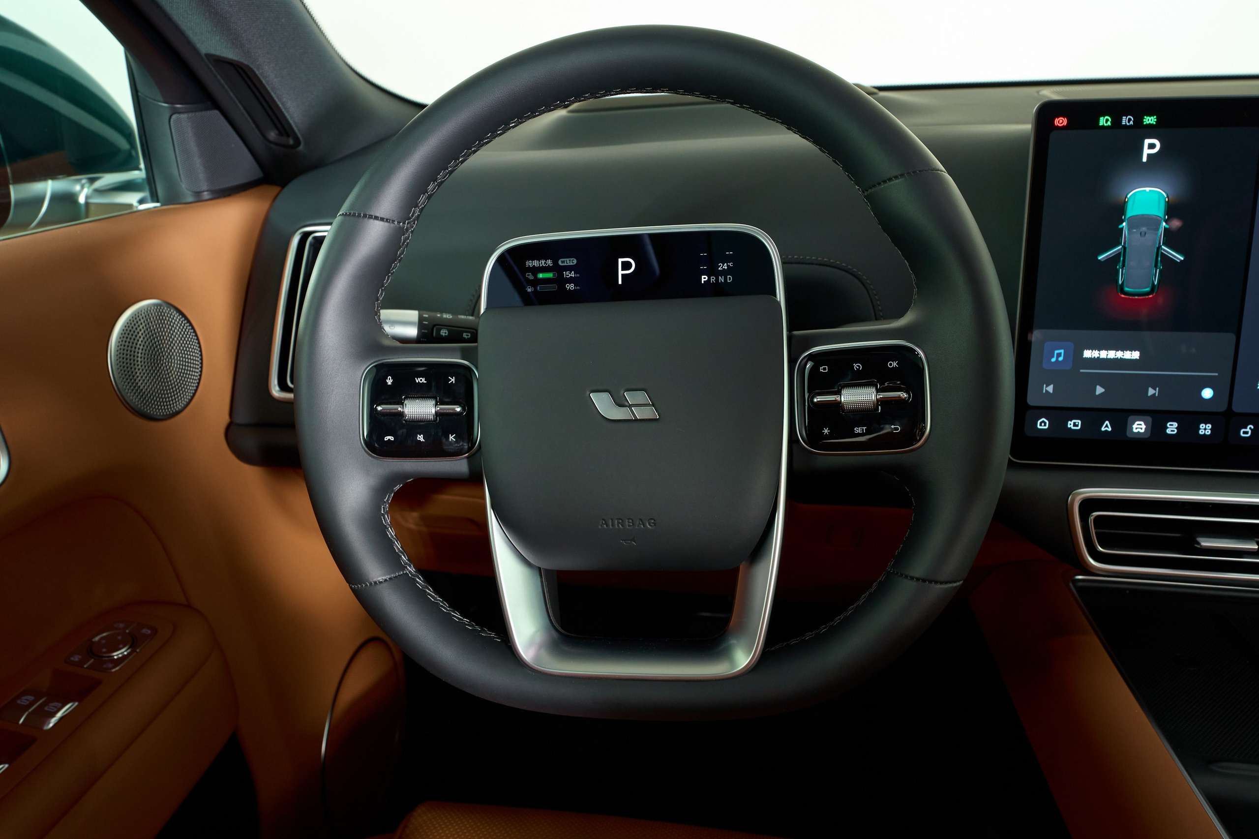 Lixiang L9. Фотограф Николай Прокофьев модельные тесты в Москве