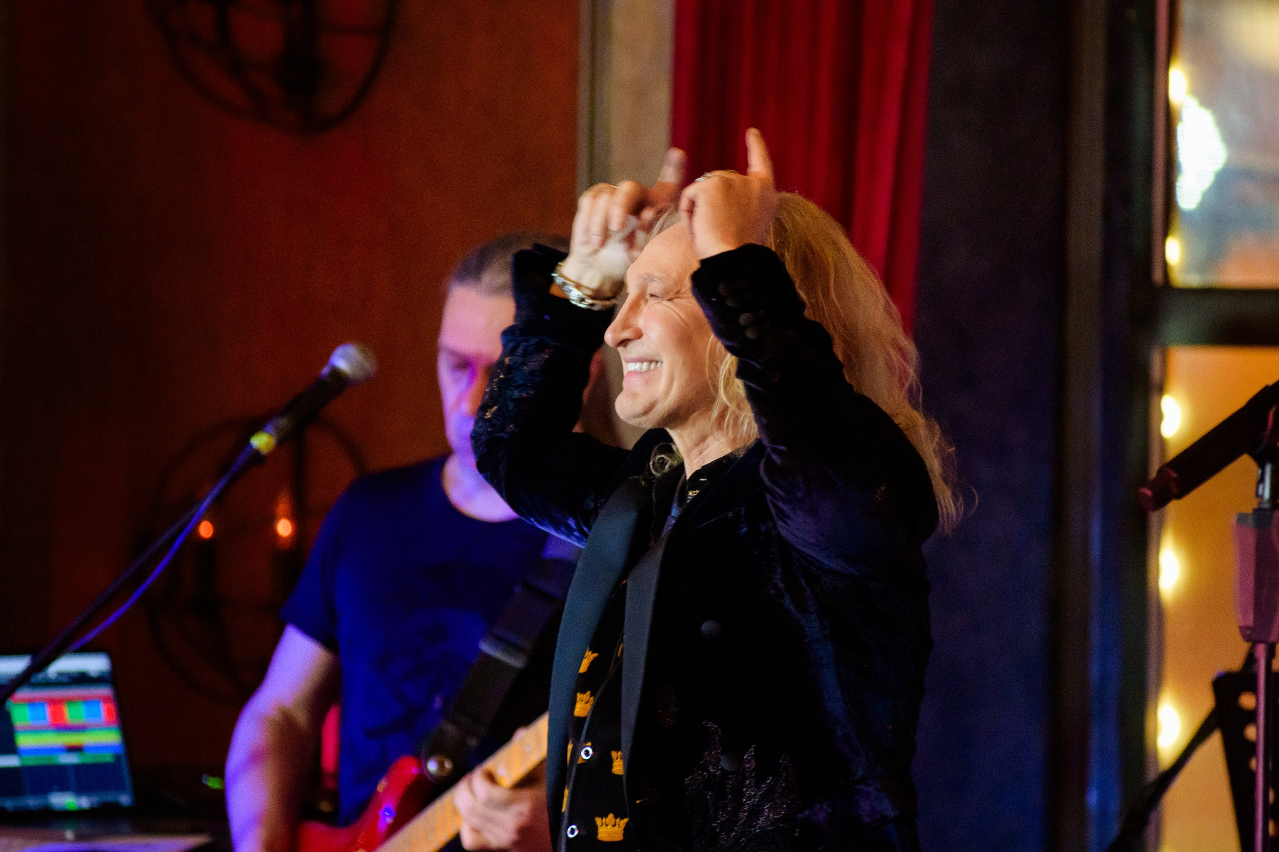 Люстра бар. Репортажный фотограф Сергей Дроздов