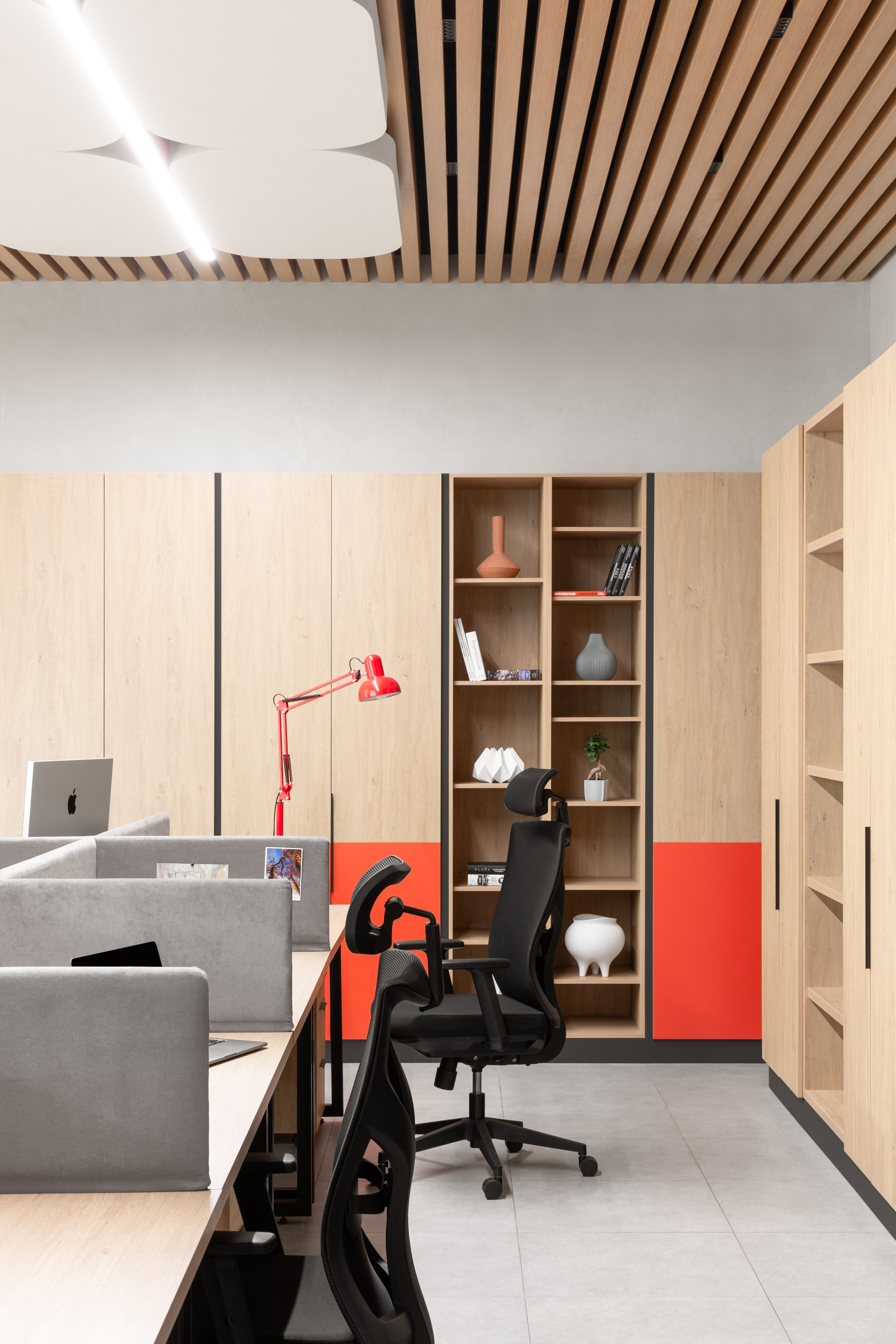 Алёна Красатулина — Allur Auto. Roman Yakunin — interior photographer in Almaty, Kazakhstan