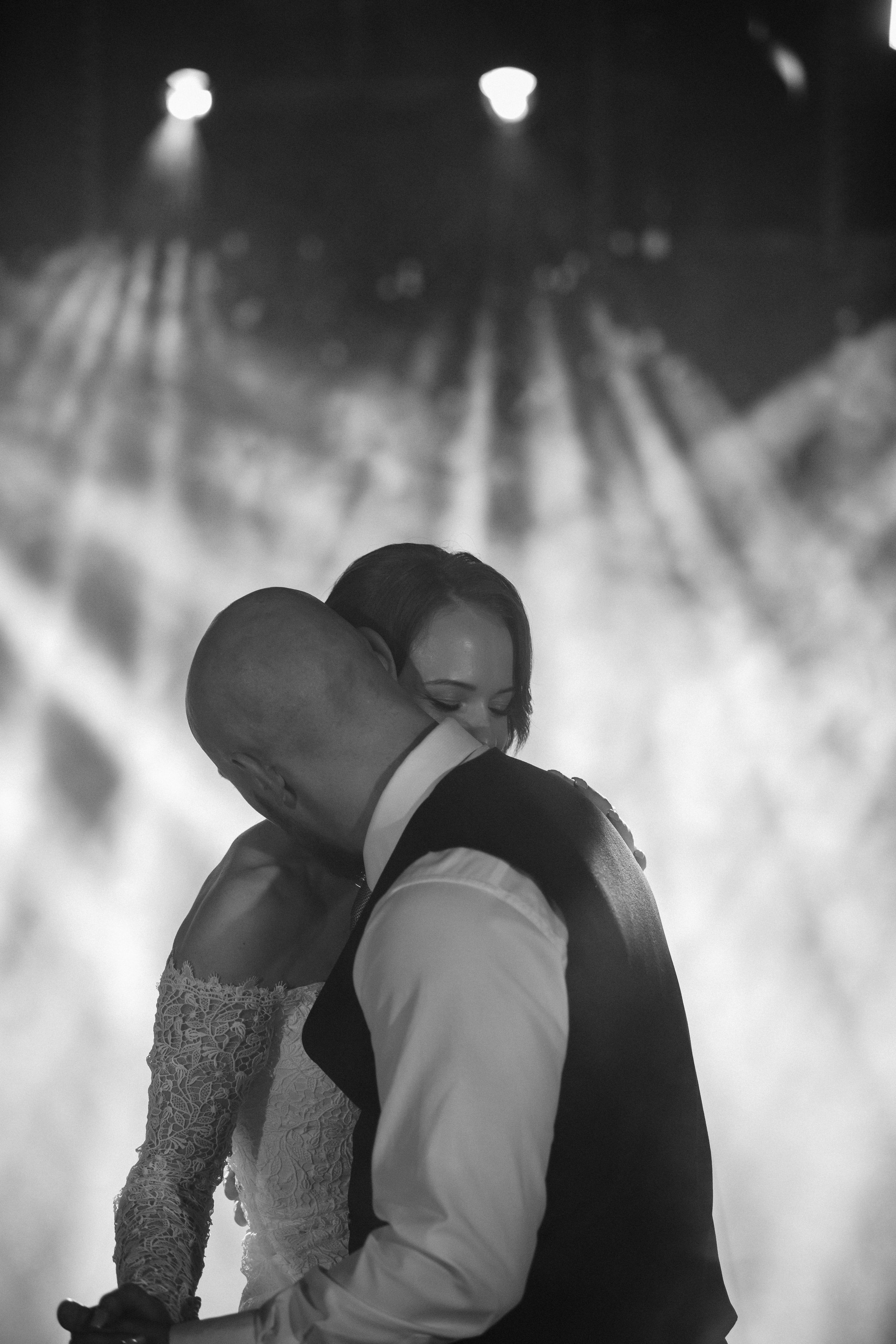 Вадим и Ксения. Фотограф Тимербаева Алина г. Сургут