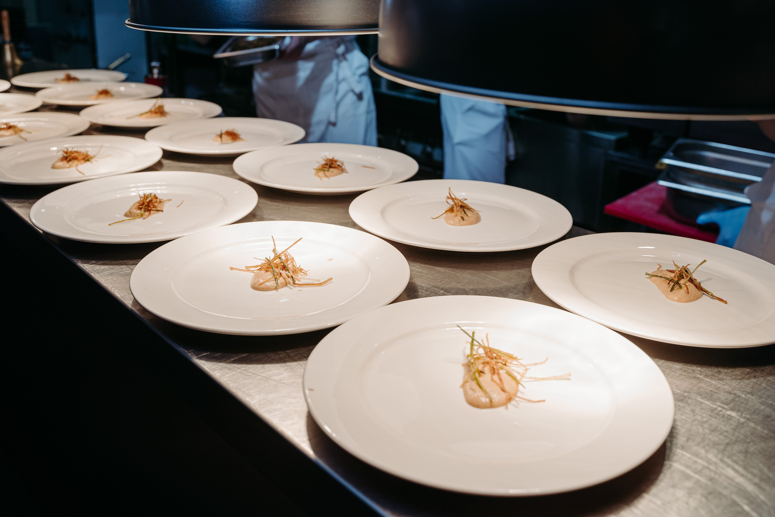 Открытый ужин с Mishlen Шеф Поварами. Репортажный и свадебный фотограф в Москве Рая Небогатова