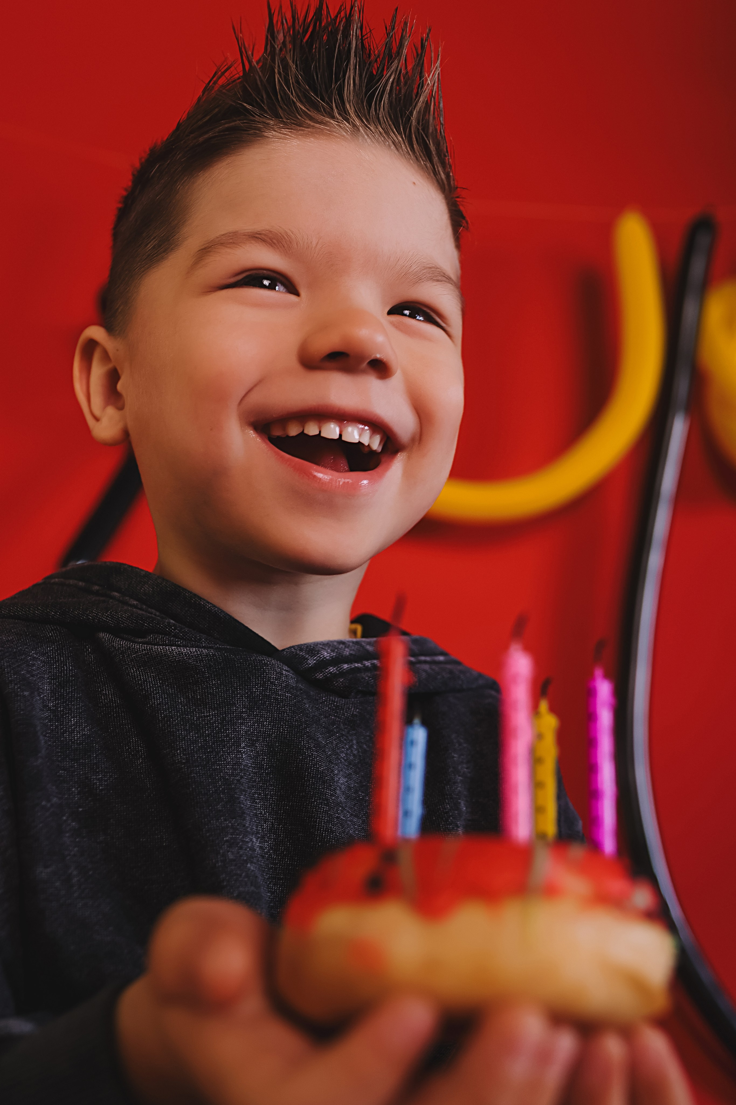 Фотопроект ЯРКИЕ. Семейный фотограф Тюмень, фотограф на роды Салмина Мария