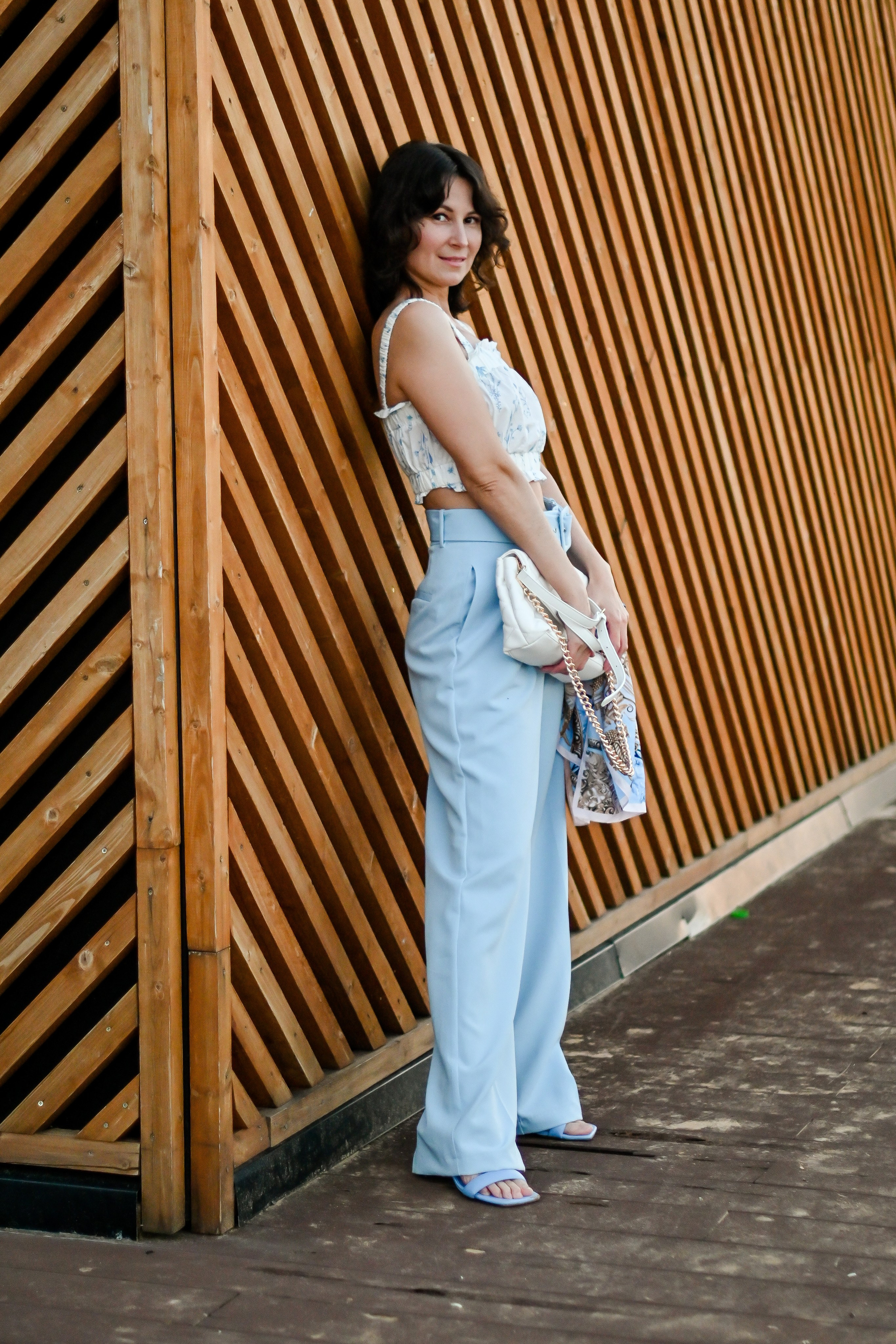 LUSYA. Фотограф для бизнесконтента, репортажей и семейного альбома в Москве