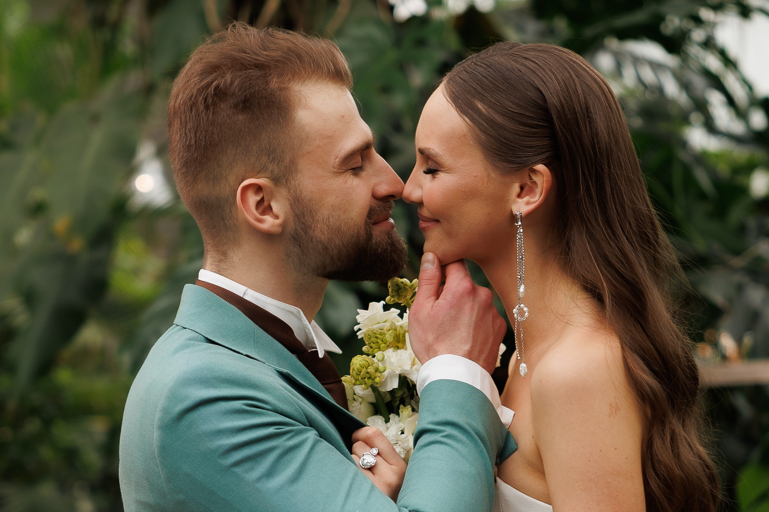 Свадебная прогулка в оранжерее. Питер. Свадебный и семейный фотограф в Москве Красинская Мария