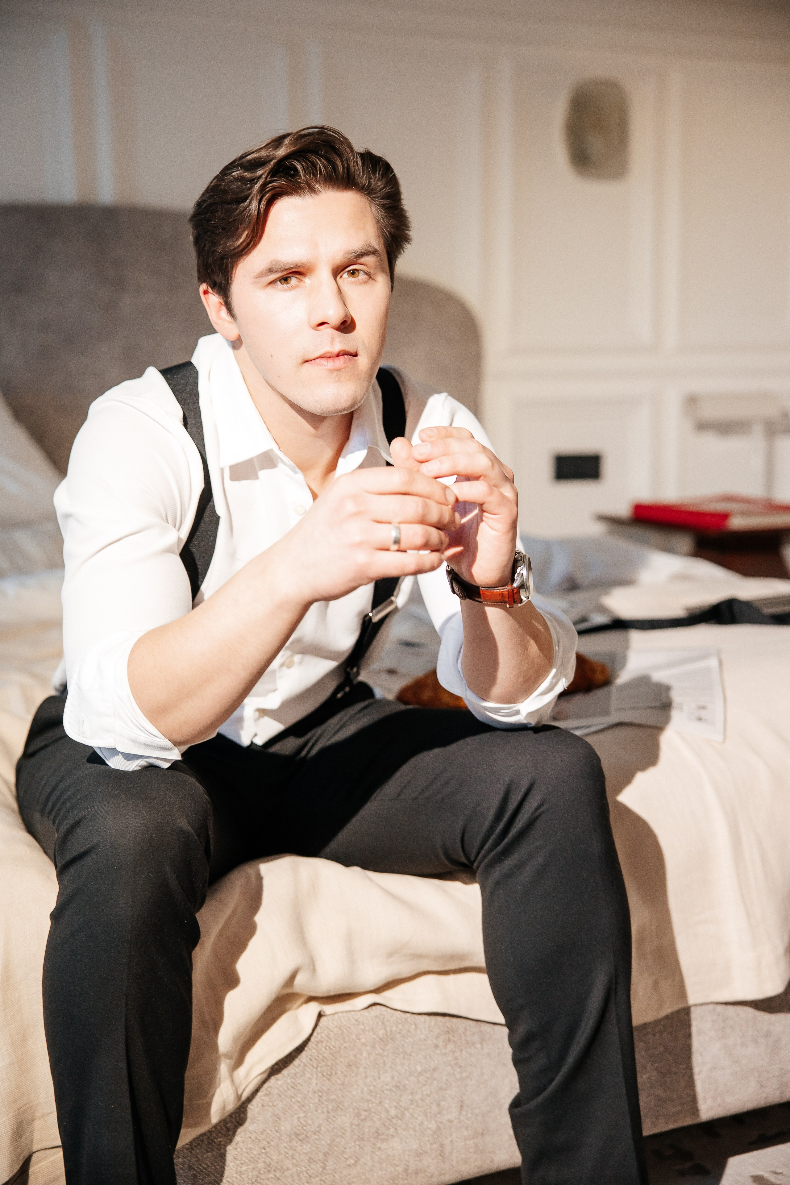 Утро жениха и невесты в отеле. Свадебный и семейный фотограф в Москве Красинская Мария