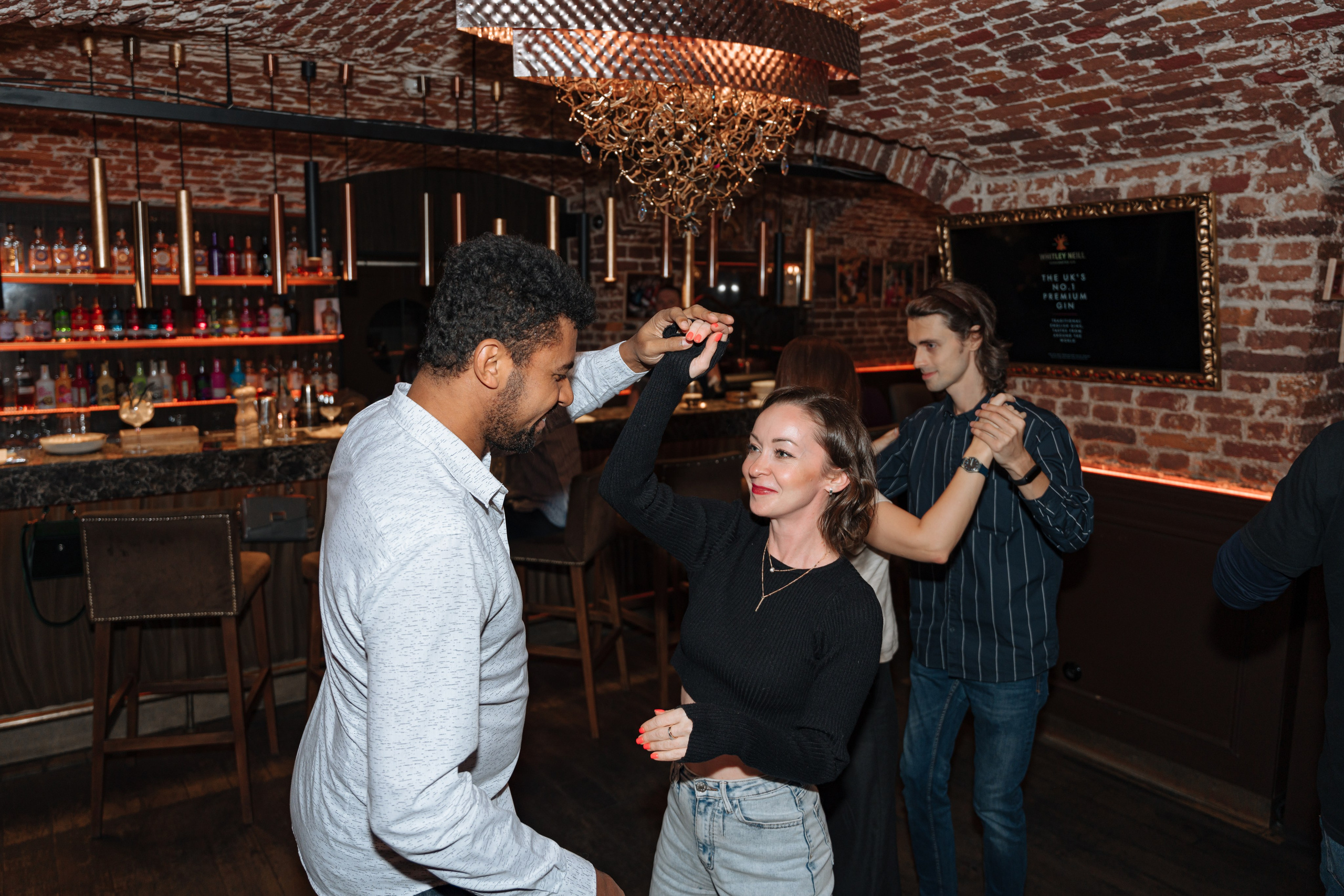 Вечеринка Андрэ, бачата, Джинотека. Портретный фотограф в Санкт-Петербурге Дмитриева Наталия