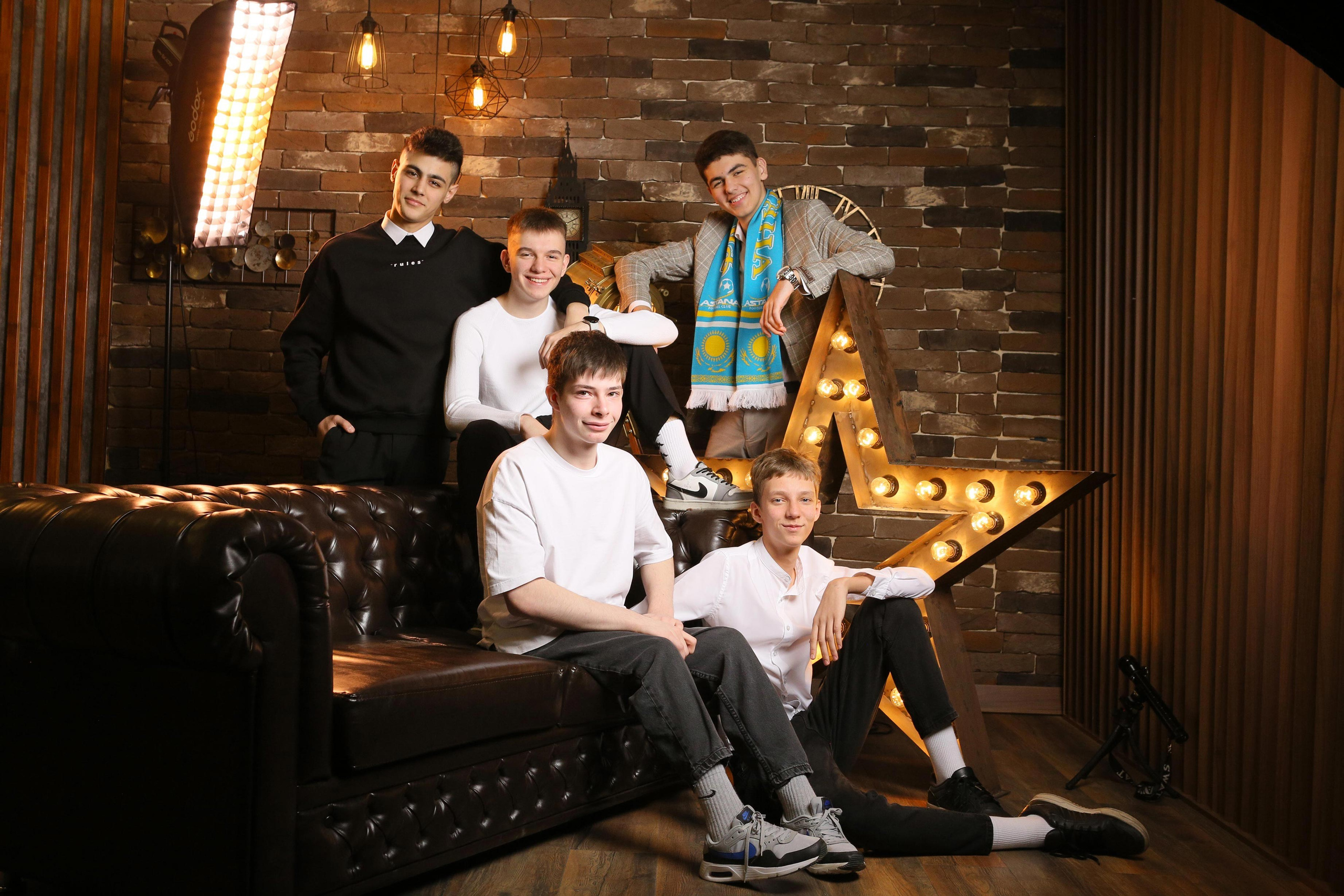 Старшая школа коллажи. Глобал фото