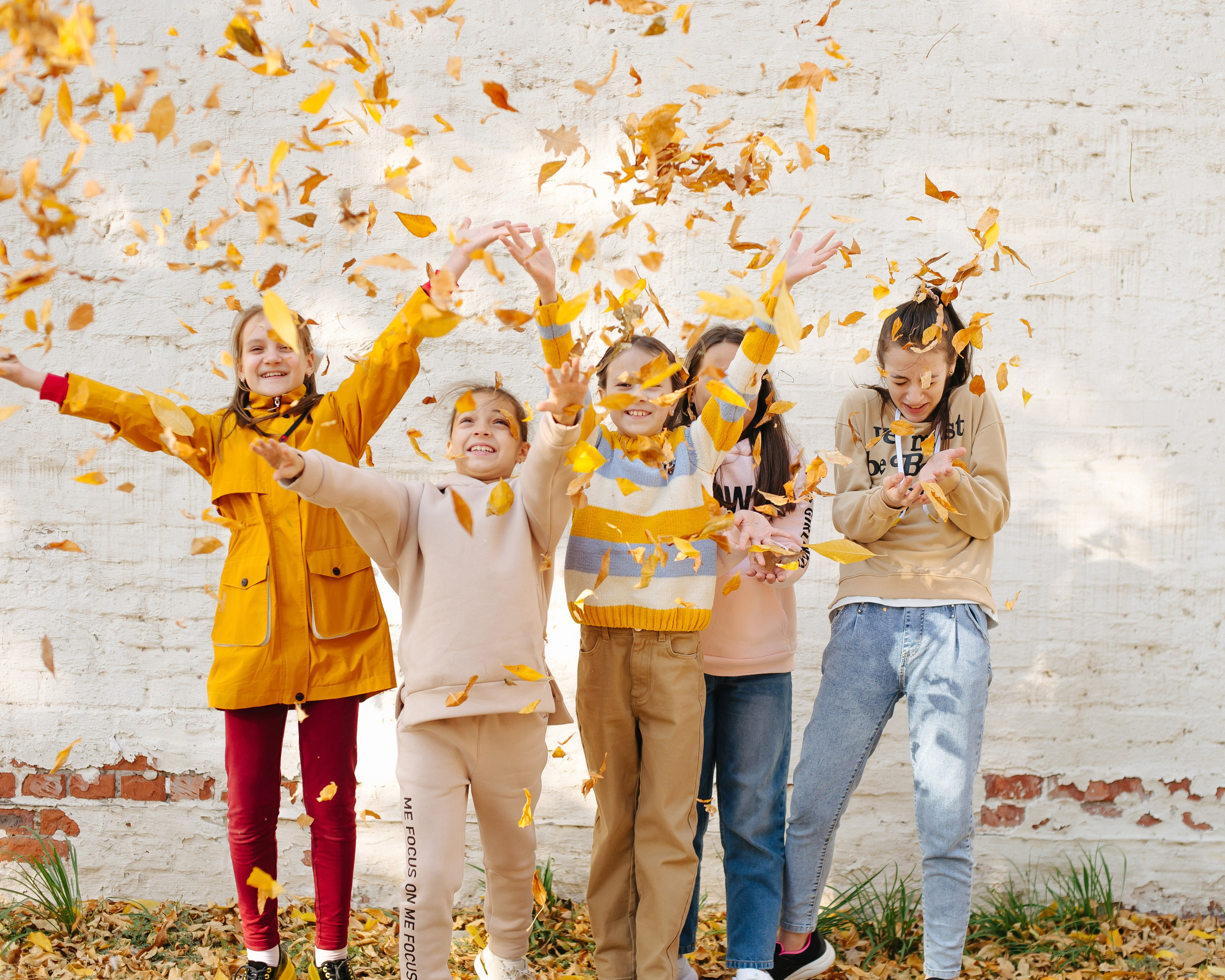 Выпускные альбомы со скидкой!. Выпускные альбомы в Москве и в Астрахани
