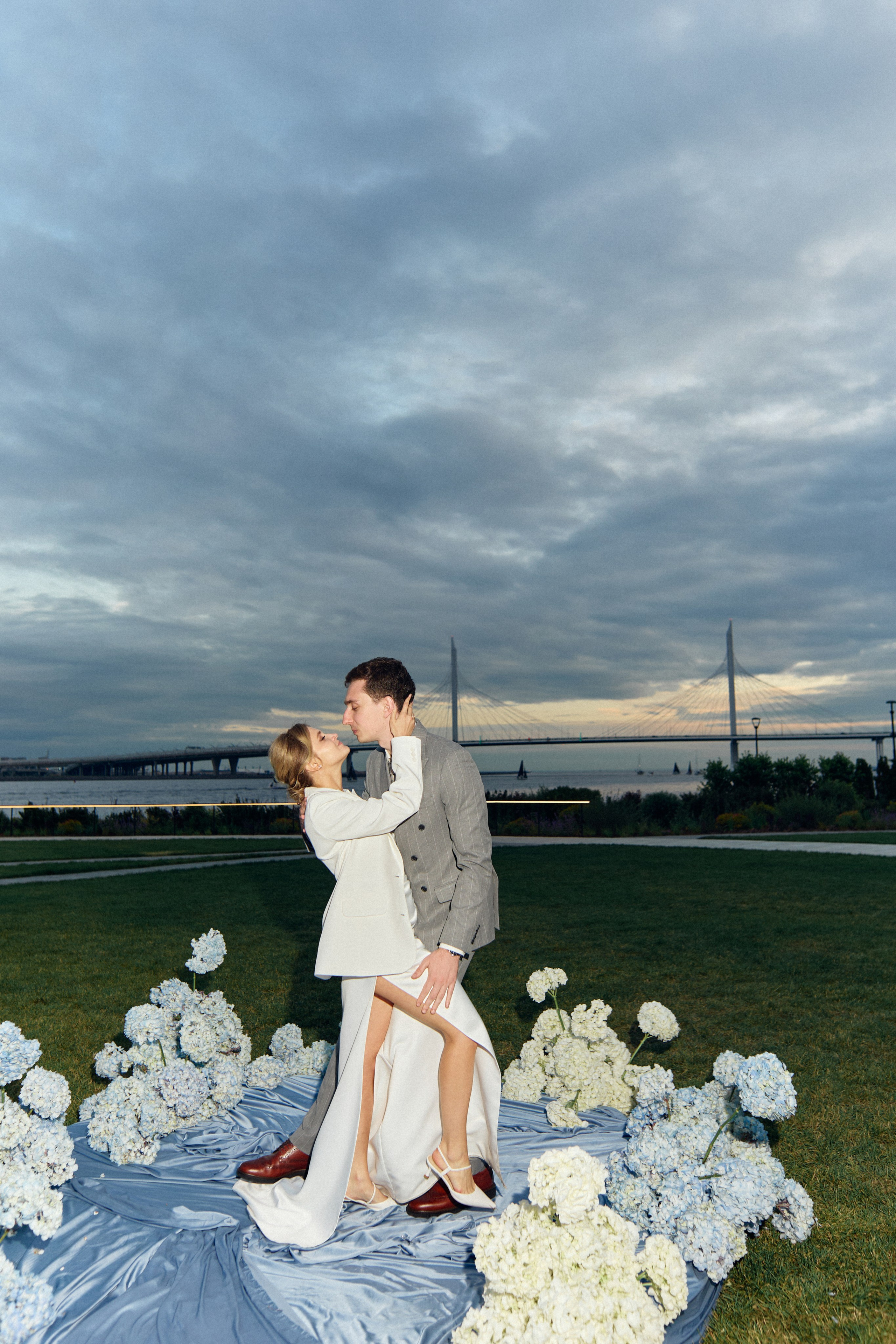 Свадьба в Royal Beach. Сестры Карабаза. Фотографы и ретушеры в Москве и Санкт-Петербурге