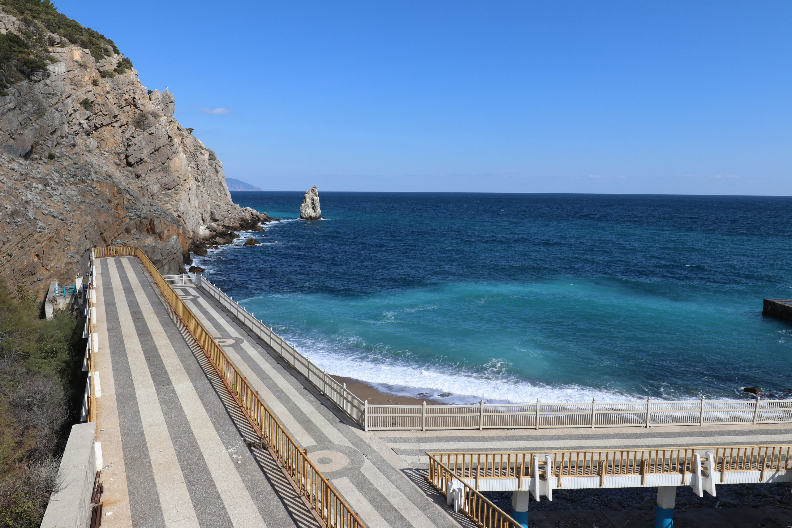 Крым. ЮБК (Фиолент, Ай-Петри, Роман-Кош). Знакомство. Октябрь 2017. Путешественник-фотограф из Санкт-Петербурга Татьяна Свистулина