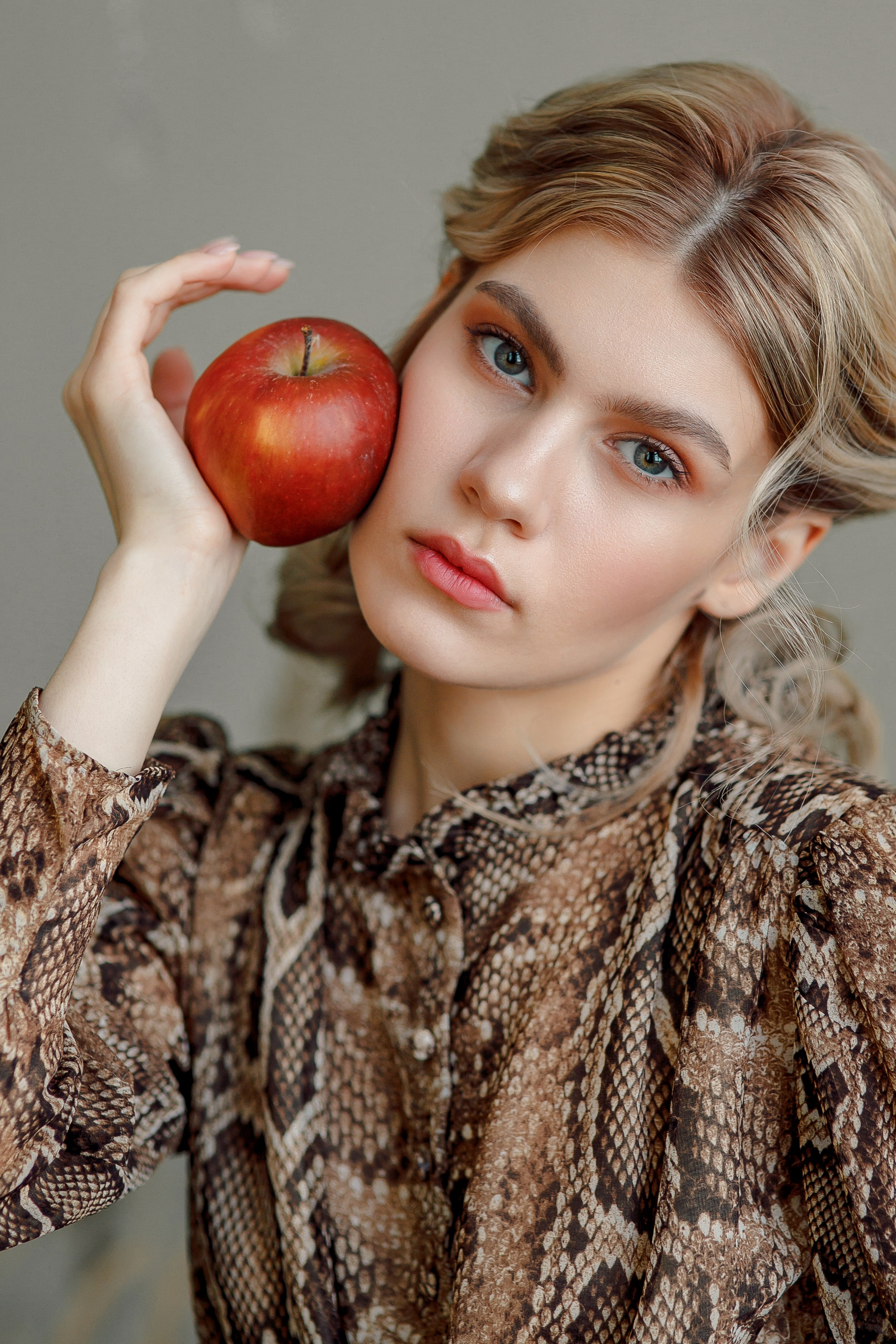 Портретная фотосессия Насти. Свадебный фотограф Москва