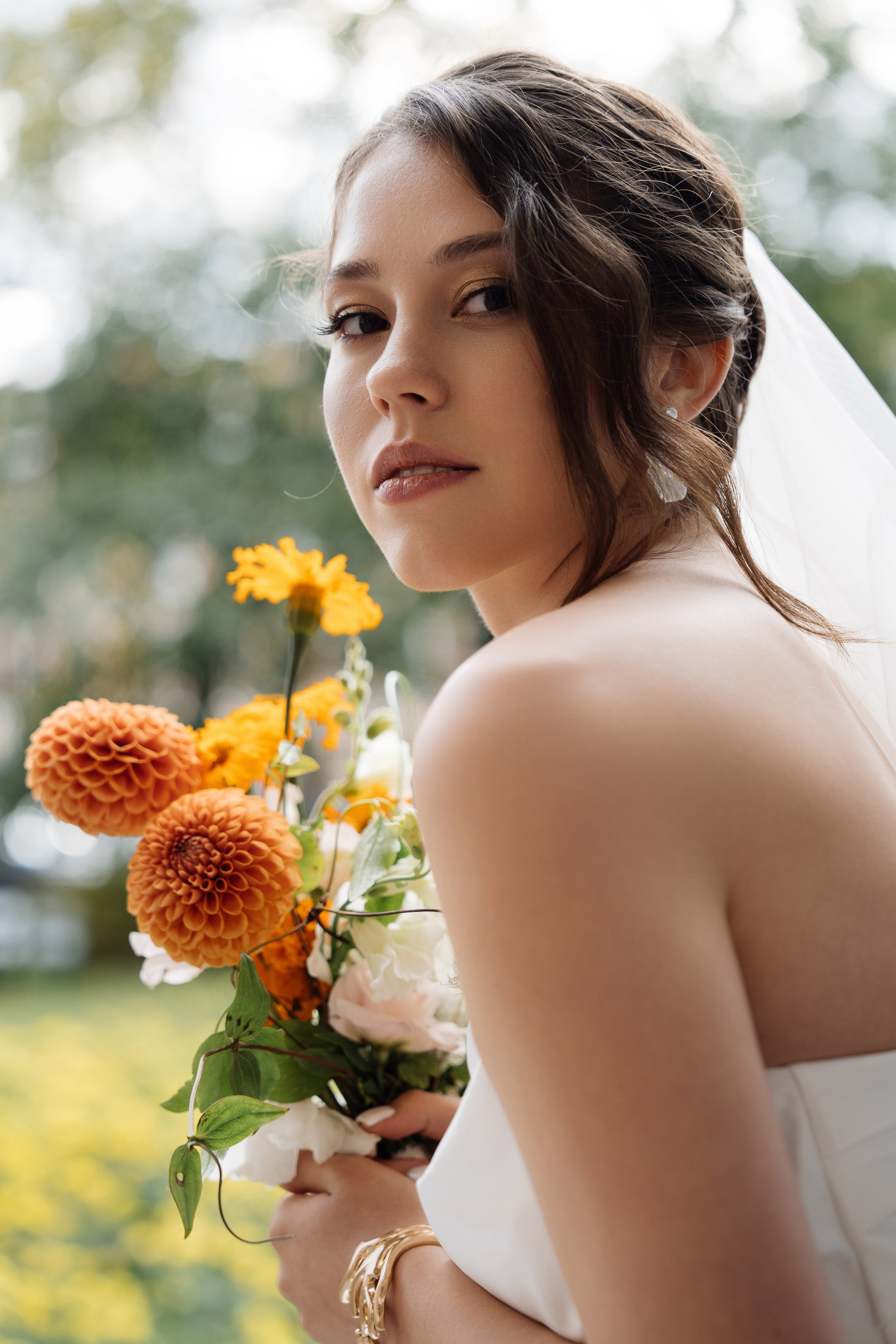 Оранжевая свадьба в гребешках. Свадебный фотограф организатор в Санкт-Петербурге Ассоль Опарина