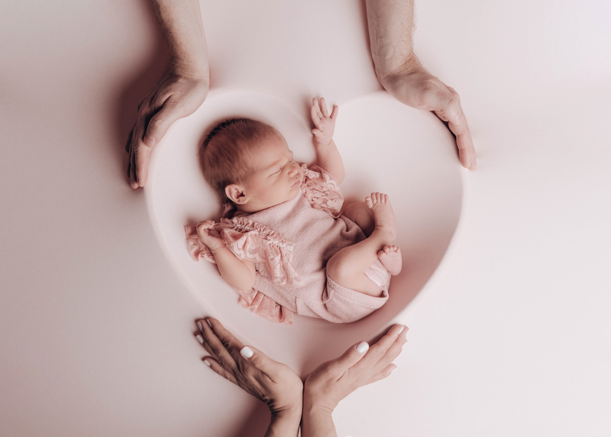 НОВОРОЖДЕННЫЕ МАЛЫШИ. Фотосессия новорожденных в Москве и Московской области