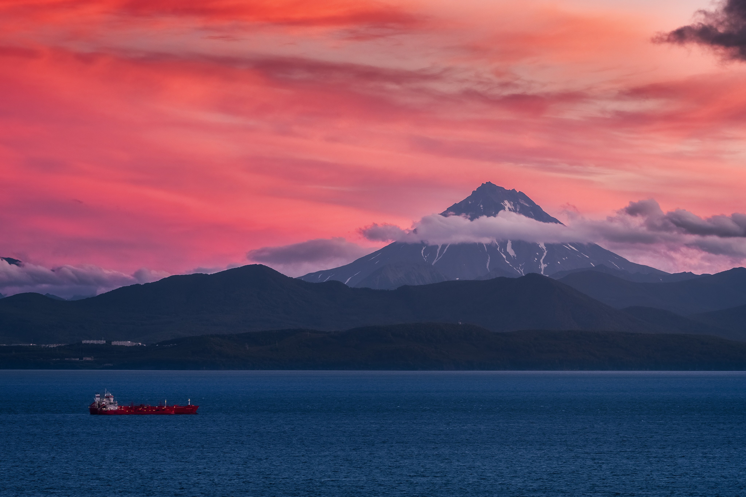 Kuril Islands. Serge Sadov about landscape, cityscape, travel