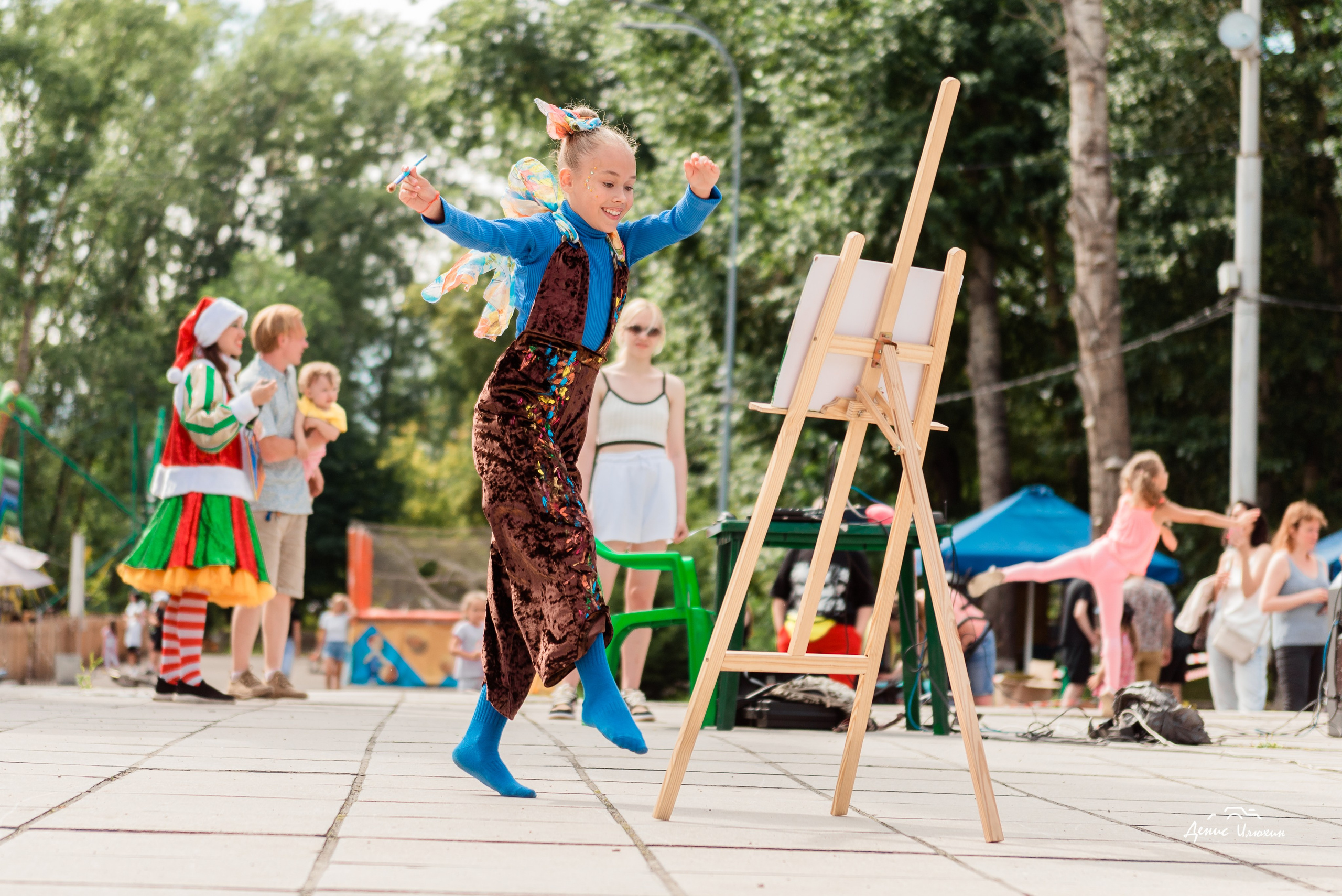 Краски Холи в Комсомольском Парке 2023. Детский фотограф, семейный фотограф и репортажи в Кемерово