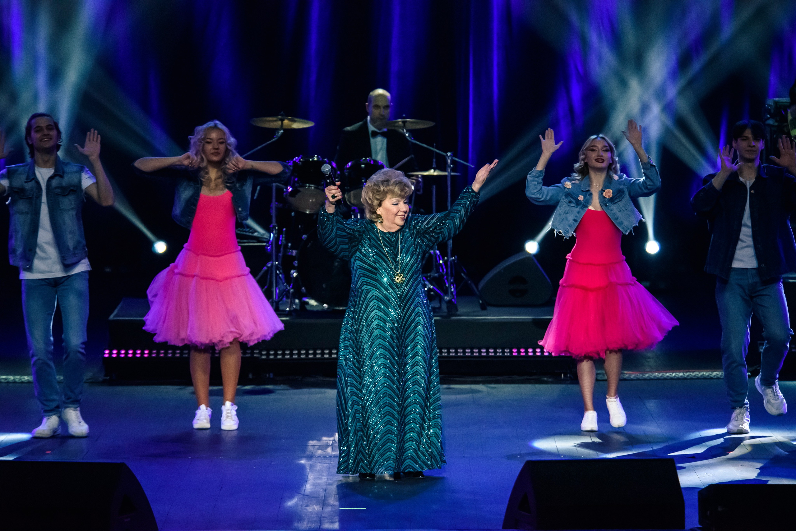 Лариса Рубальская «40 лет с песней по жизни» — Крокус Сити Холл. Бренд-фотограф для экспертов и блогеров в Москве Влада Горбовская