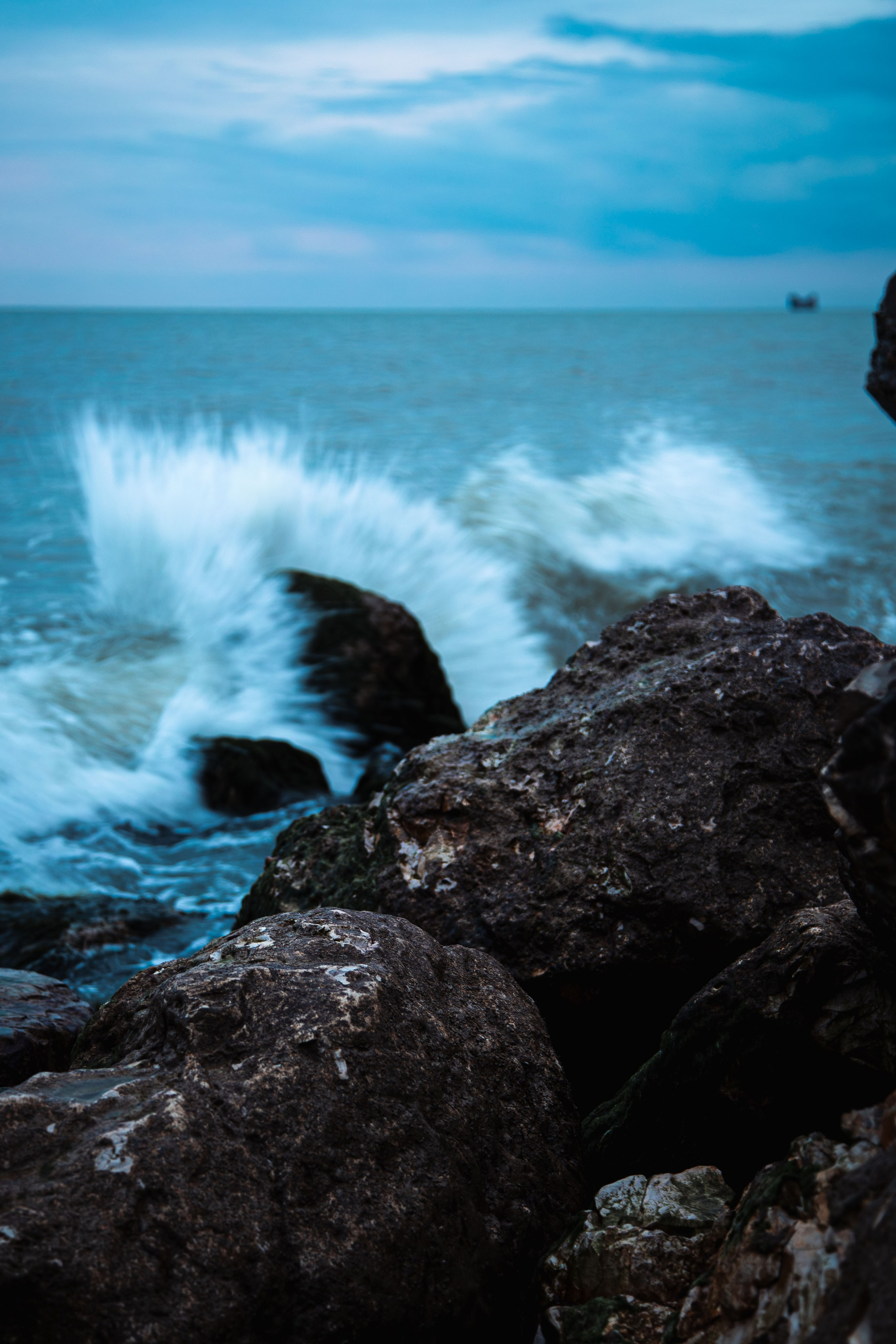 После шторма. Dmitriy [KCCC] is a pretty cool photographer