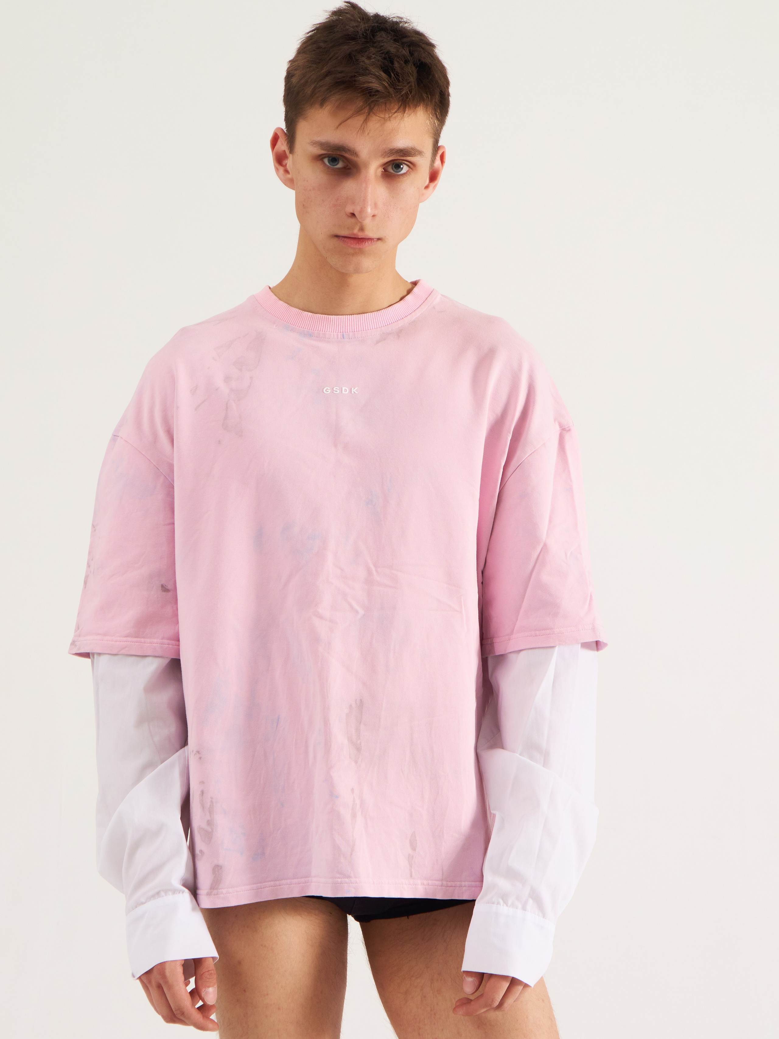 Еще ищете фотографа для предметной съемки одежды в Москве? Организуем съемку каталога завтра