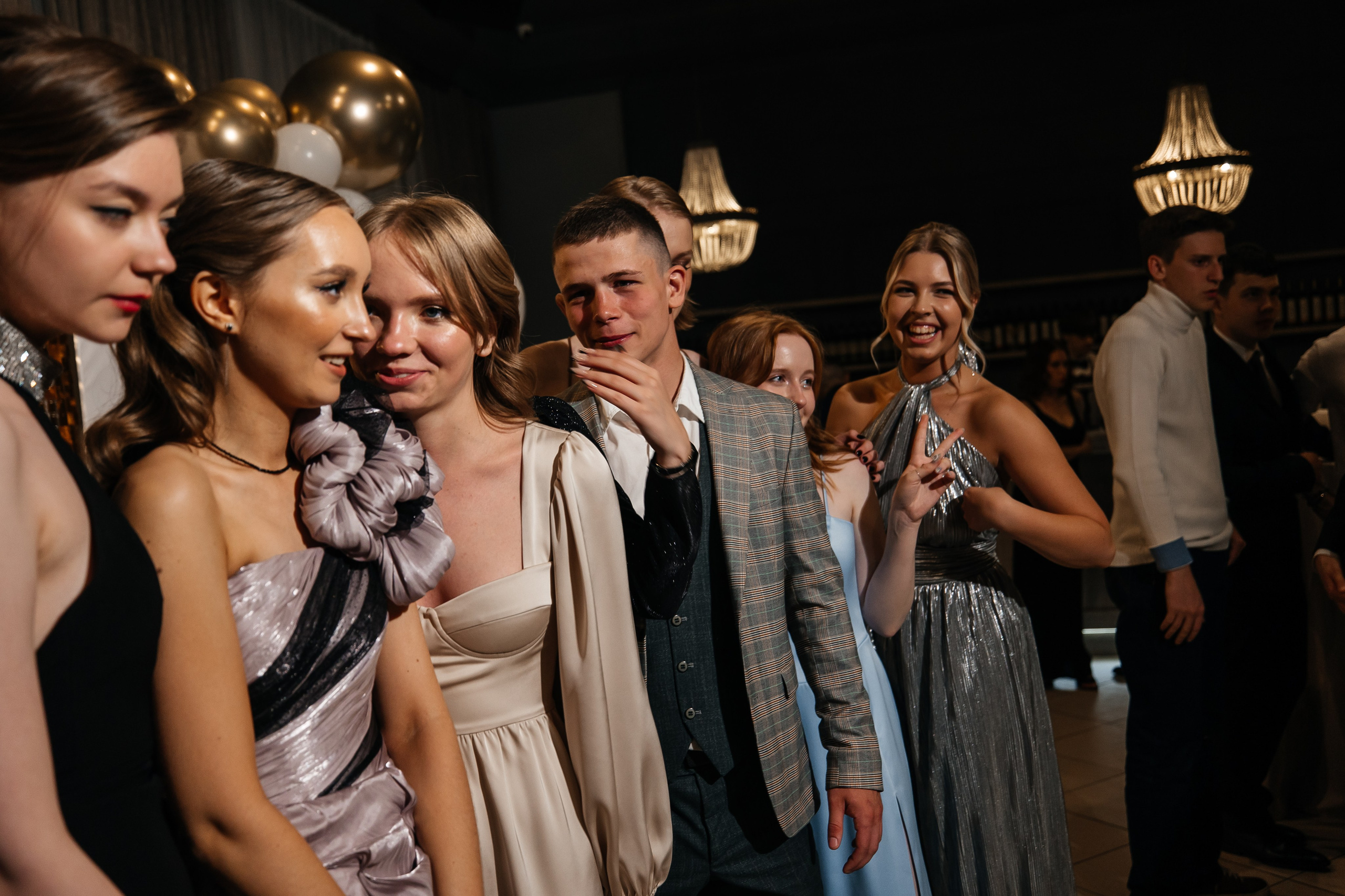 2023-06-23 Выпускной МБОУ СОШ № 10. Фотограф в Красноярске