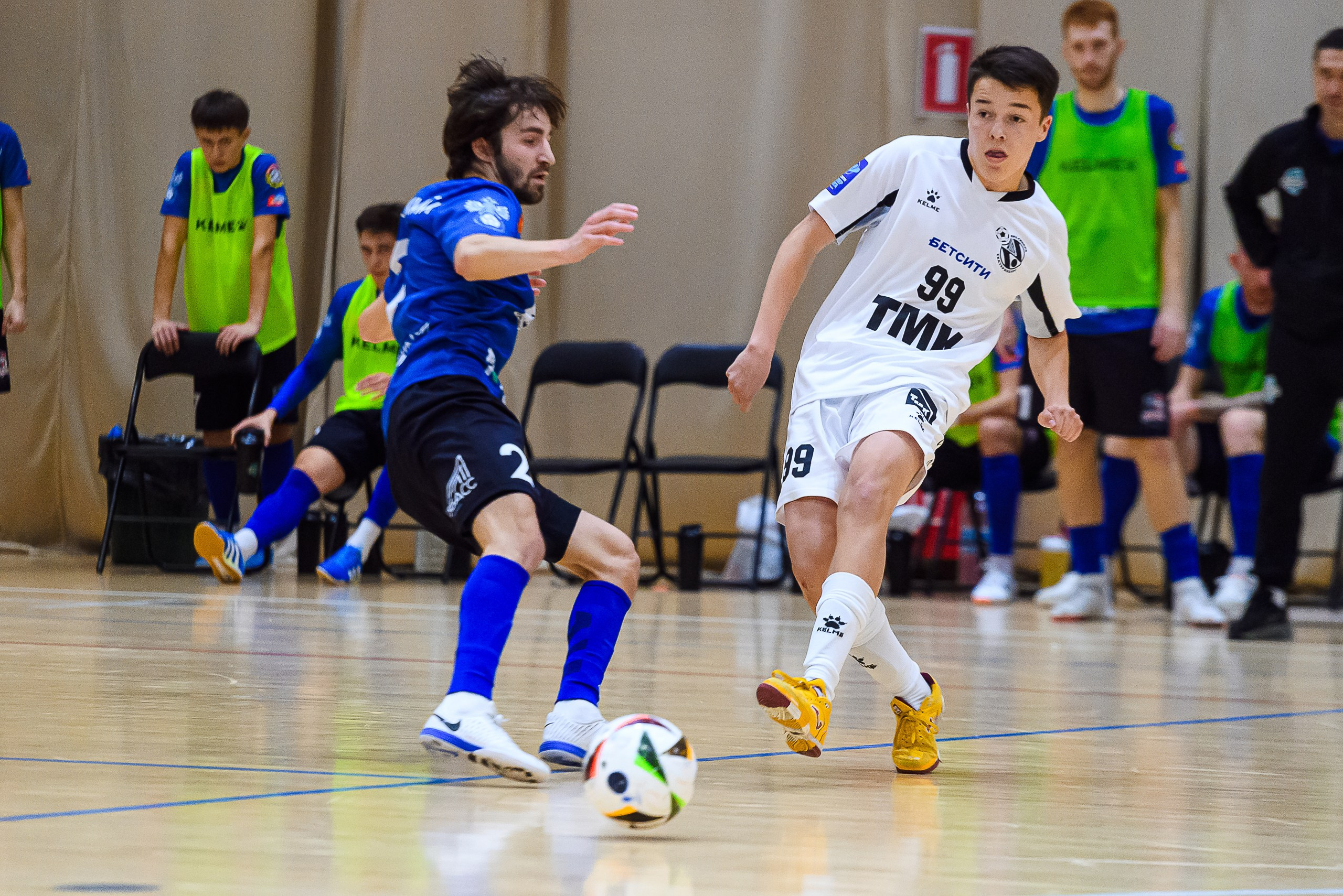 Высшая лига по футзалу — Сезон 2024-2025 — 2ой тур. Репортажный фотограф в Кемерово