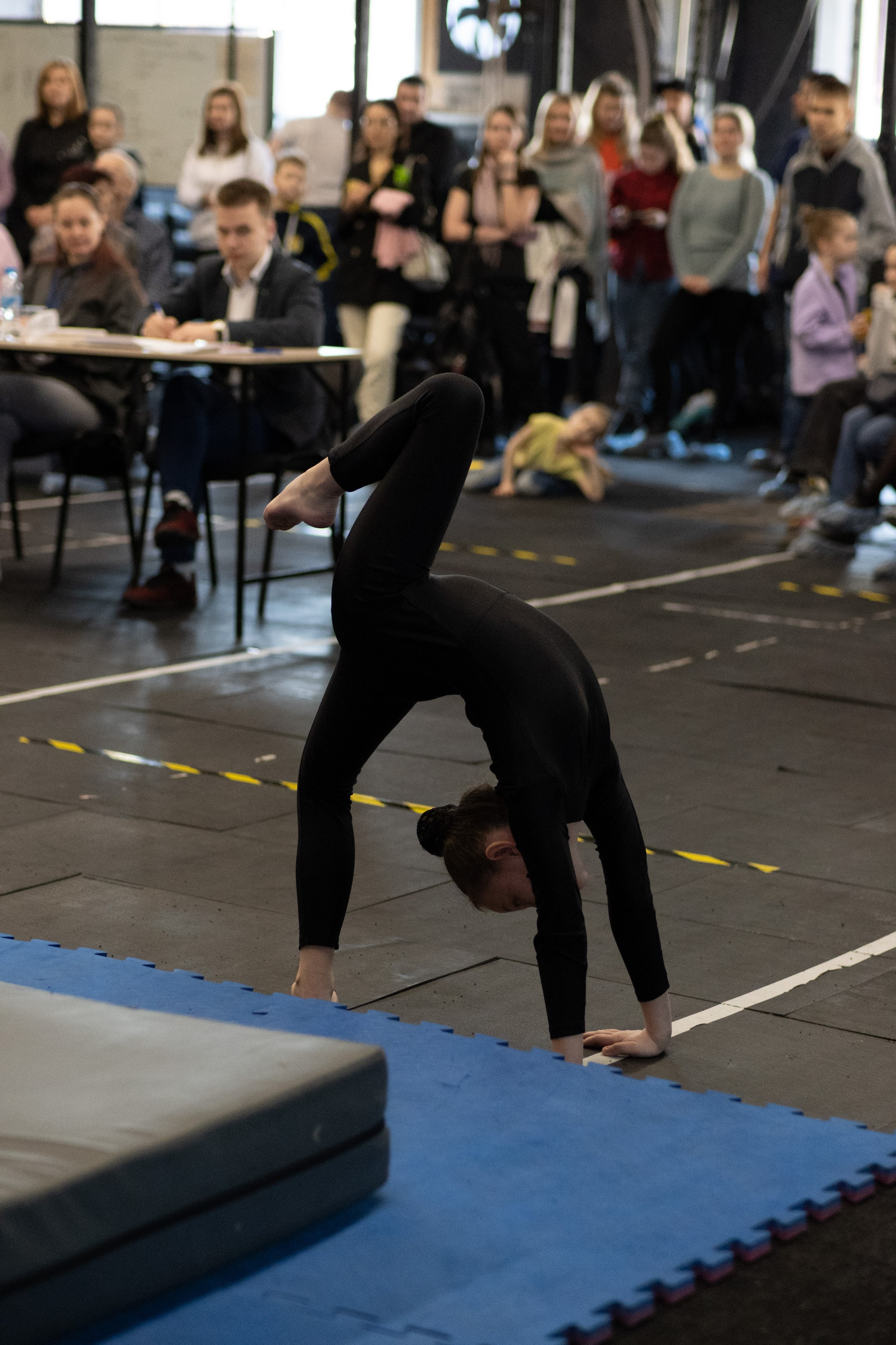 Внутриклубные соревнования по воздушной гимнастике 02.04.23