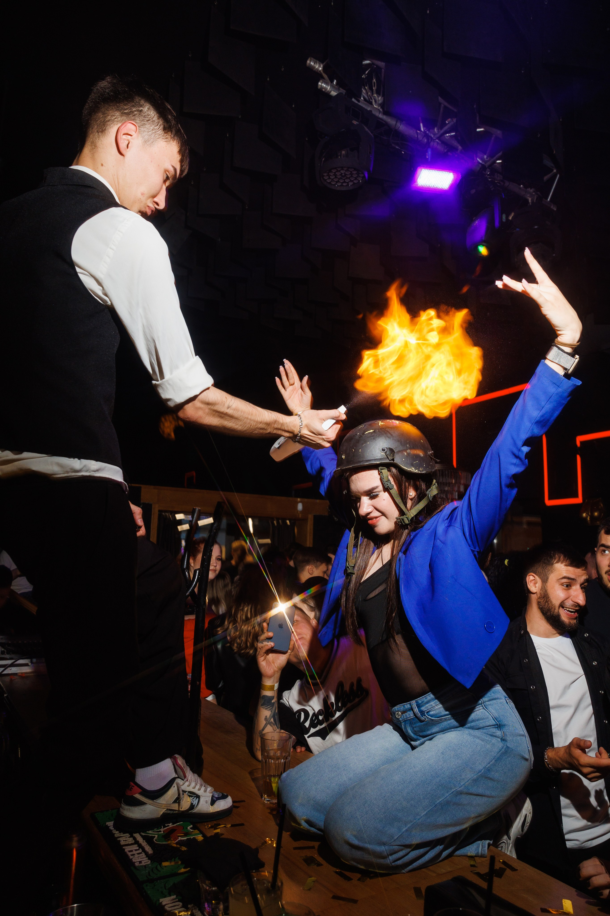 Бар XXXX 10 лет. Фотограф Ставрополь Петр Голубенко