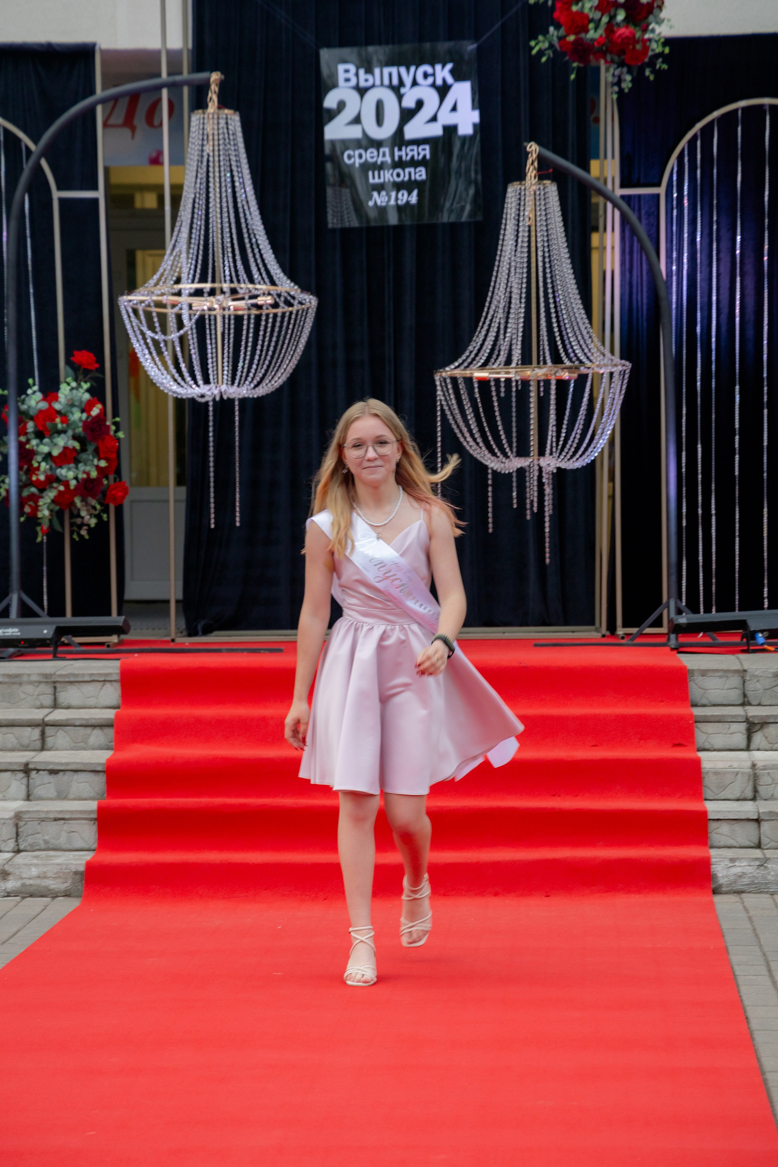 Школьный выпускной 2024 год в Соколе (Минск). Свадебный фотограф в Минске/Беларуси Сергей Спиридонов