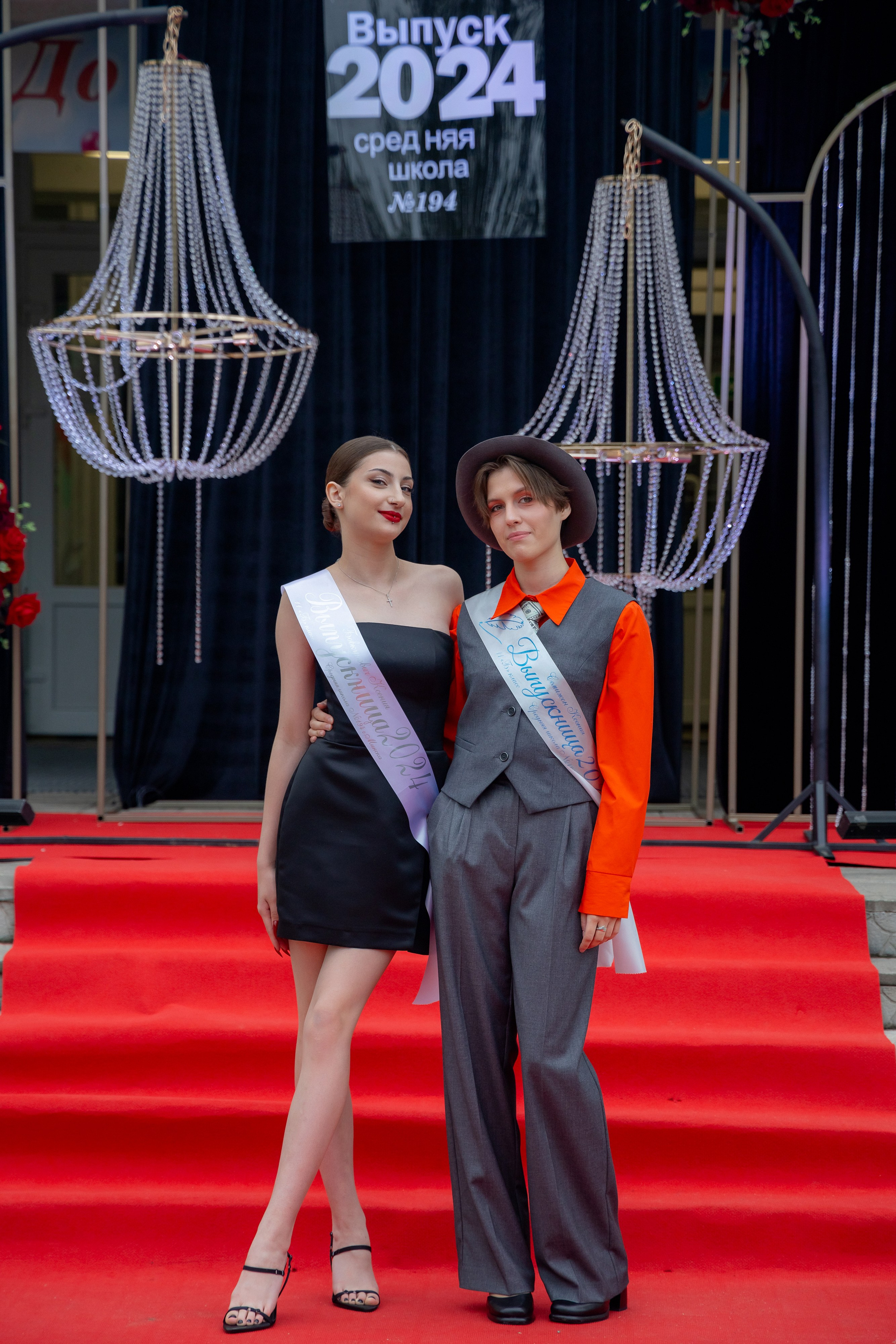 Школьный выпускной 2024 год в Соколе (Минск). Свадебный фотограф в Минске/Беларуси Сергей Спиридонов