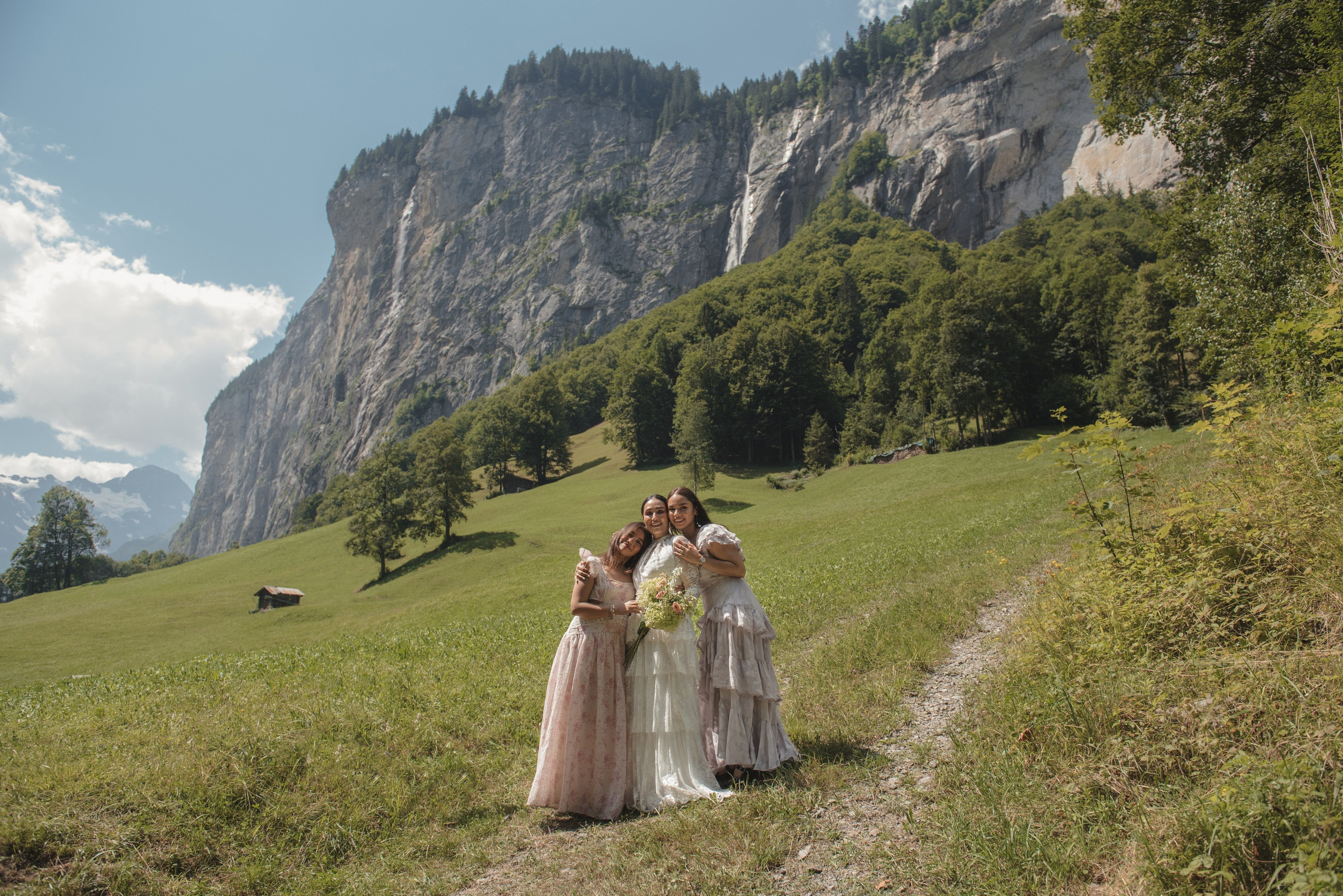 Berta & Orlando (Lauterbrunnen, Switzerland). Photographer in Interlaken area