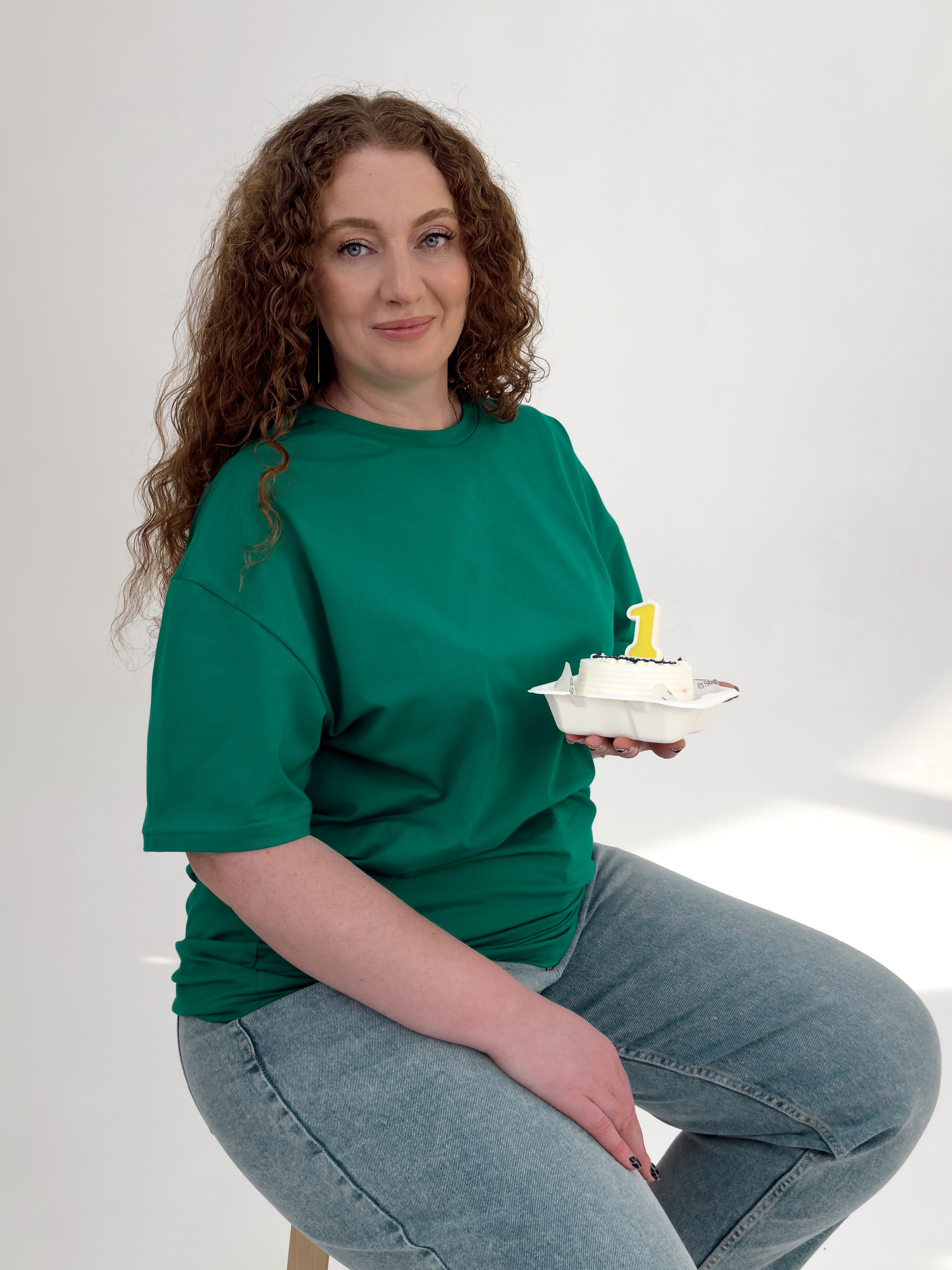 Групповая фотосессия благотворительного проекта в 23 Studio. Интерьерный, предметный и контент фотограф в Иркутске Наталья Карпова