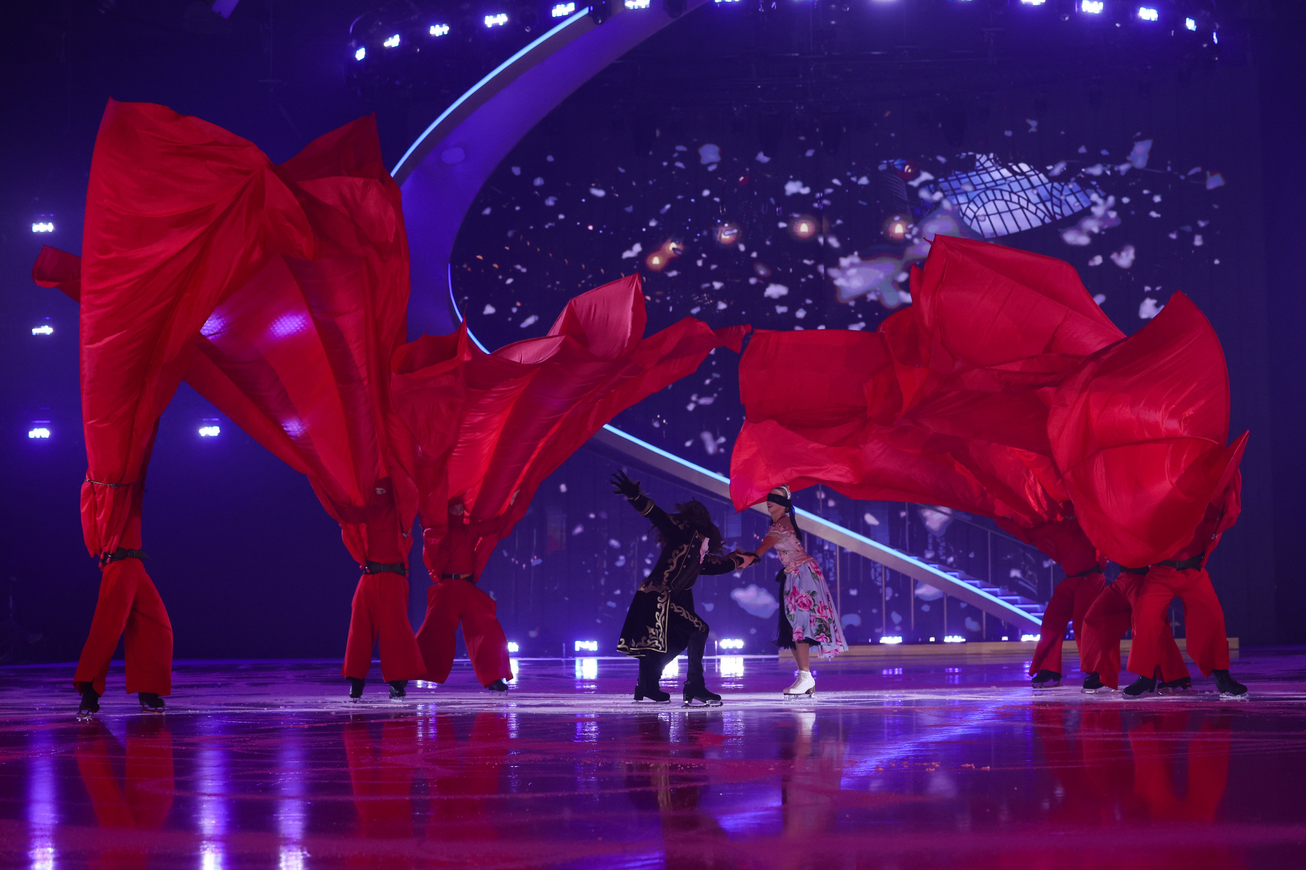 «Больше чем шоу» 14.11.2025. Спортивный и репортажный фотограф Антон Тереханов