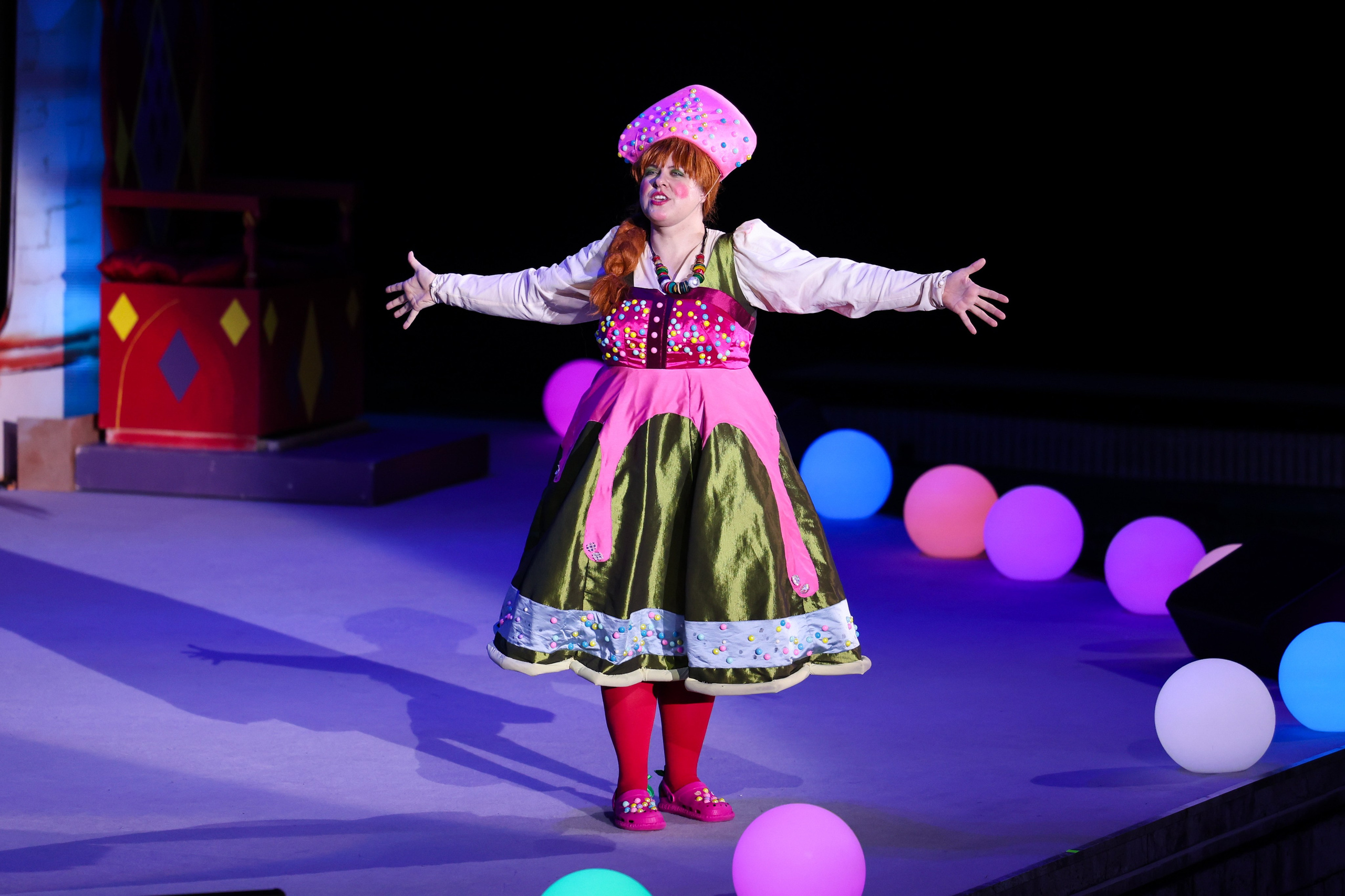 «Сказка о царе Салтане» спектакль на воде 30.12.2025. Спортивный и репортажный фотограф Антон Тереханов