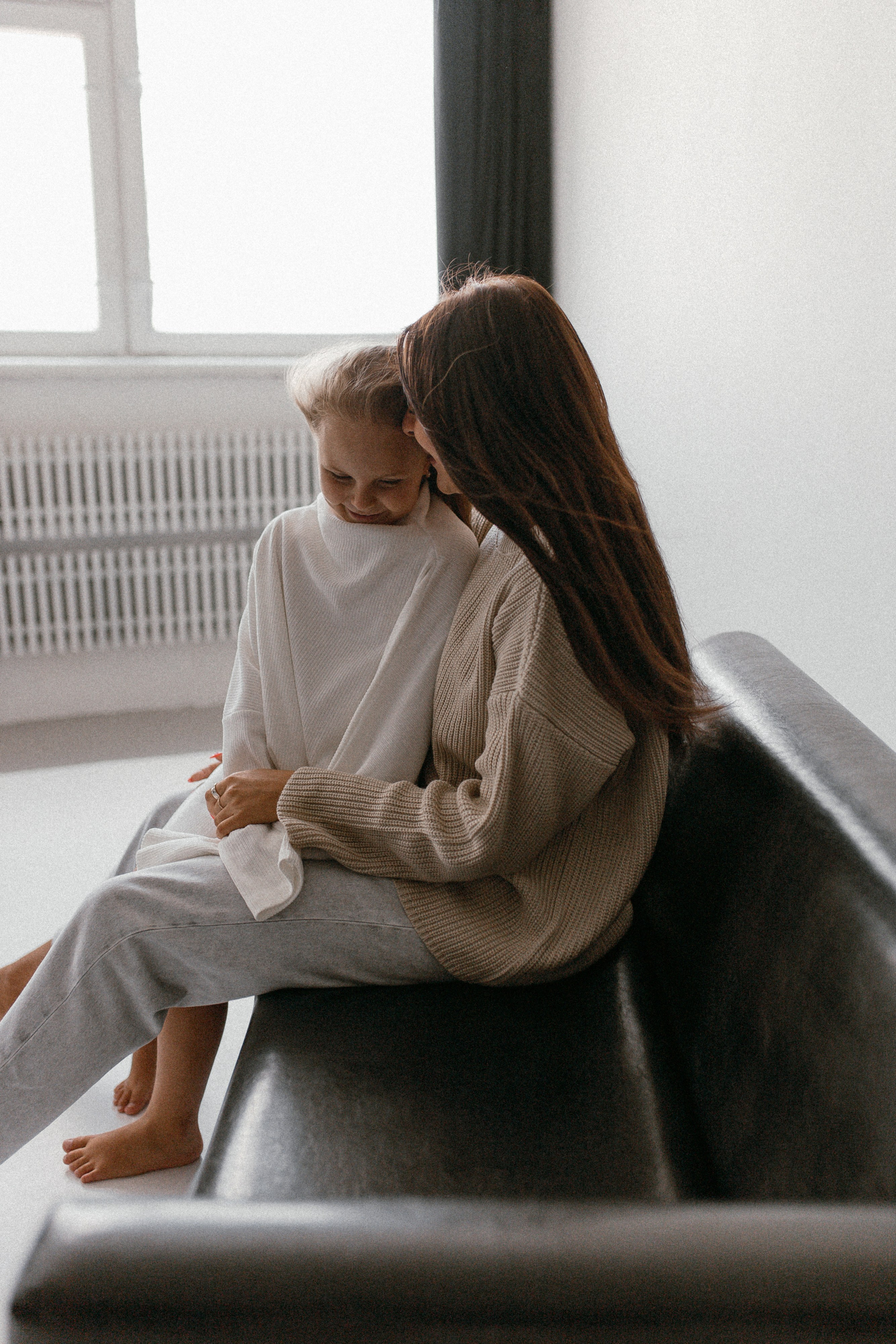 Есения и мама. Семейный фотограф Губкин/Старый Оскол