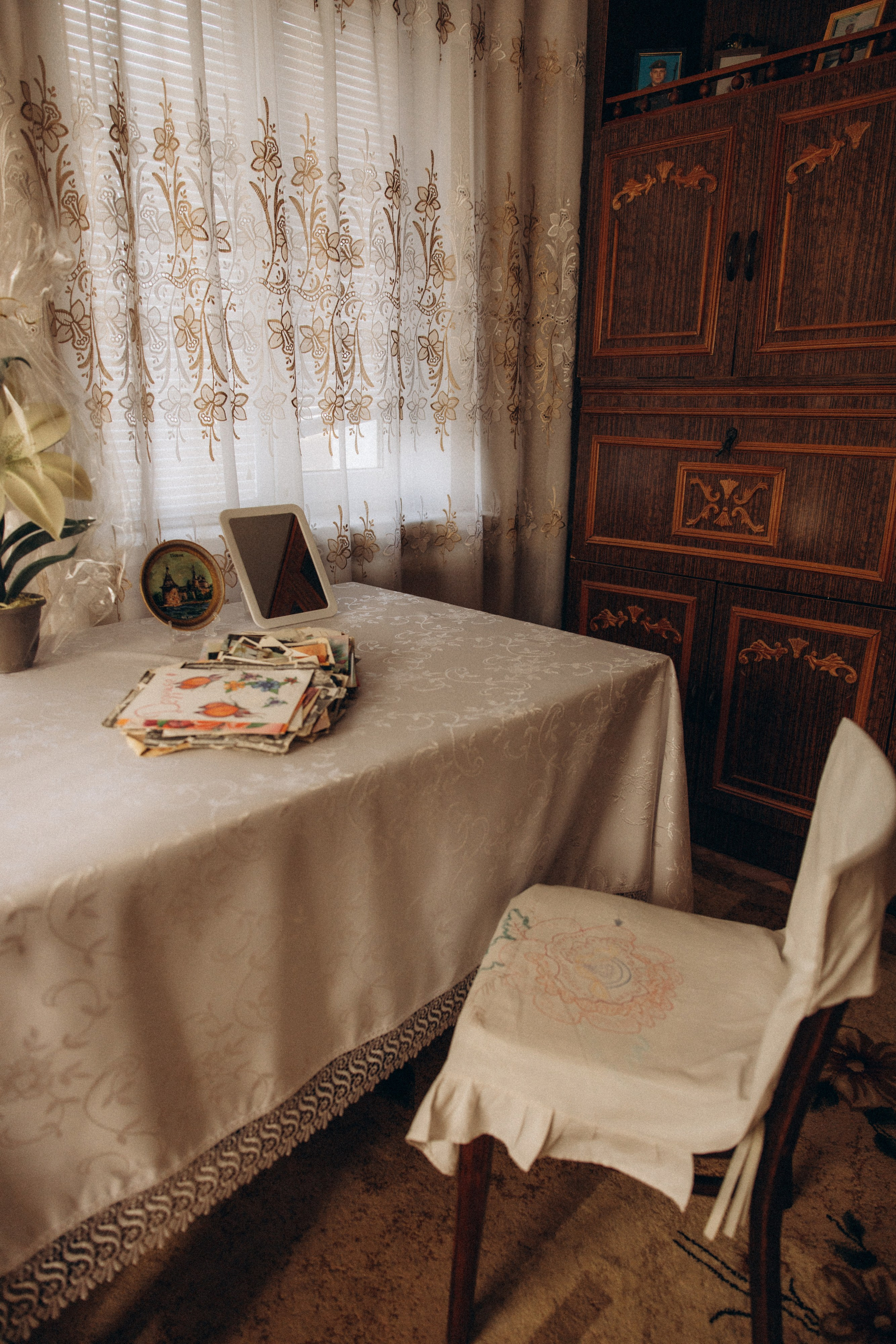 Аня и бабушка. Семейный фотограф Губкин/Старый Оскол