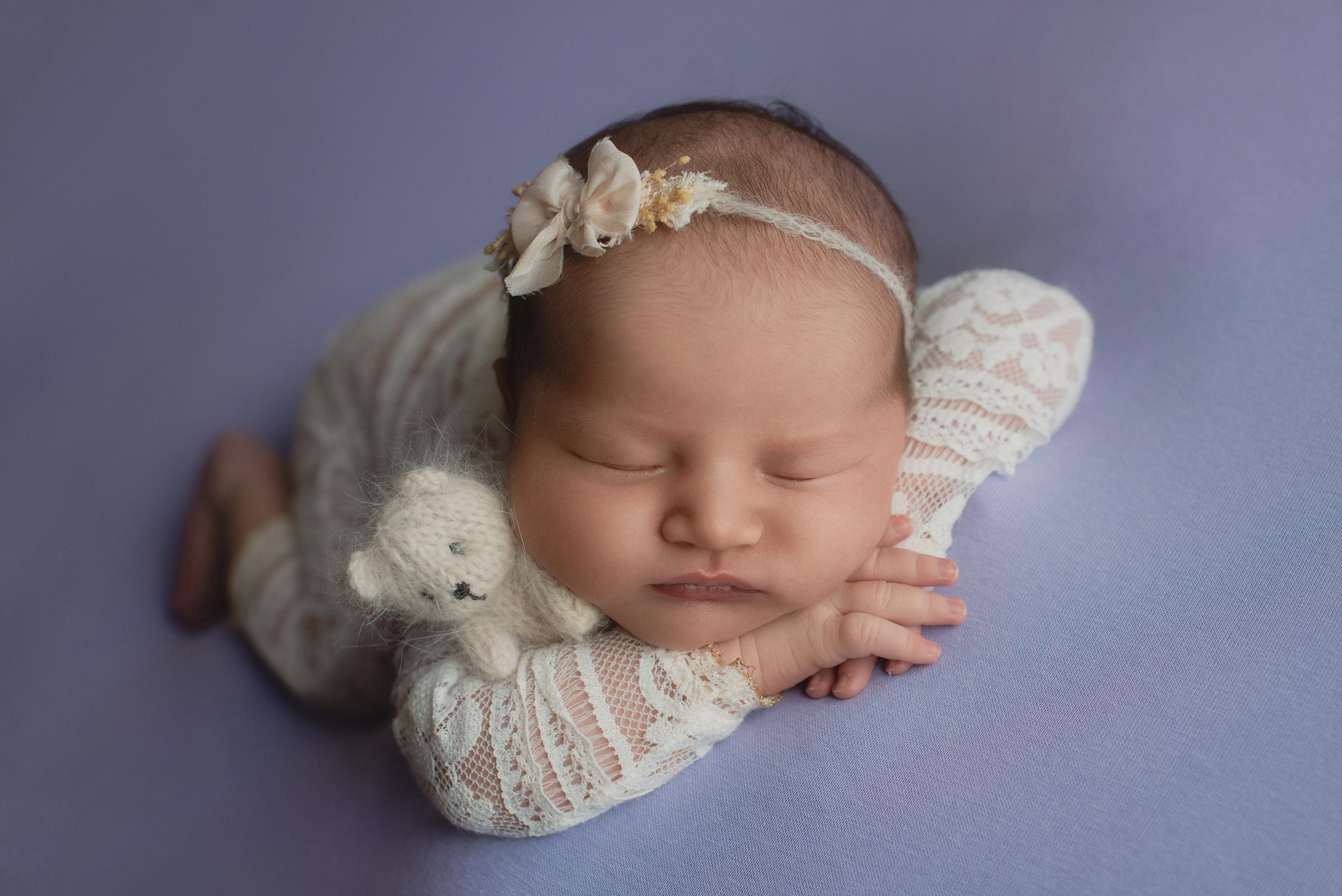 Фотосъемка новорожденного. Фотограф беременности, новорожденных и детей до года в Челябинске Волк