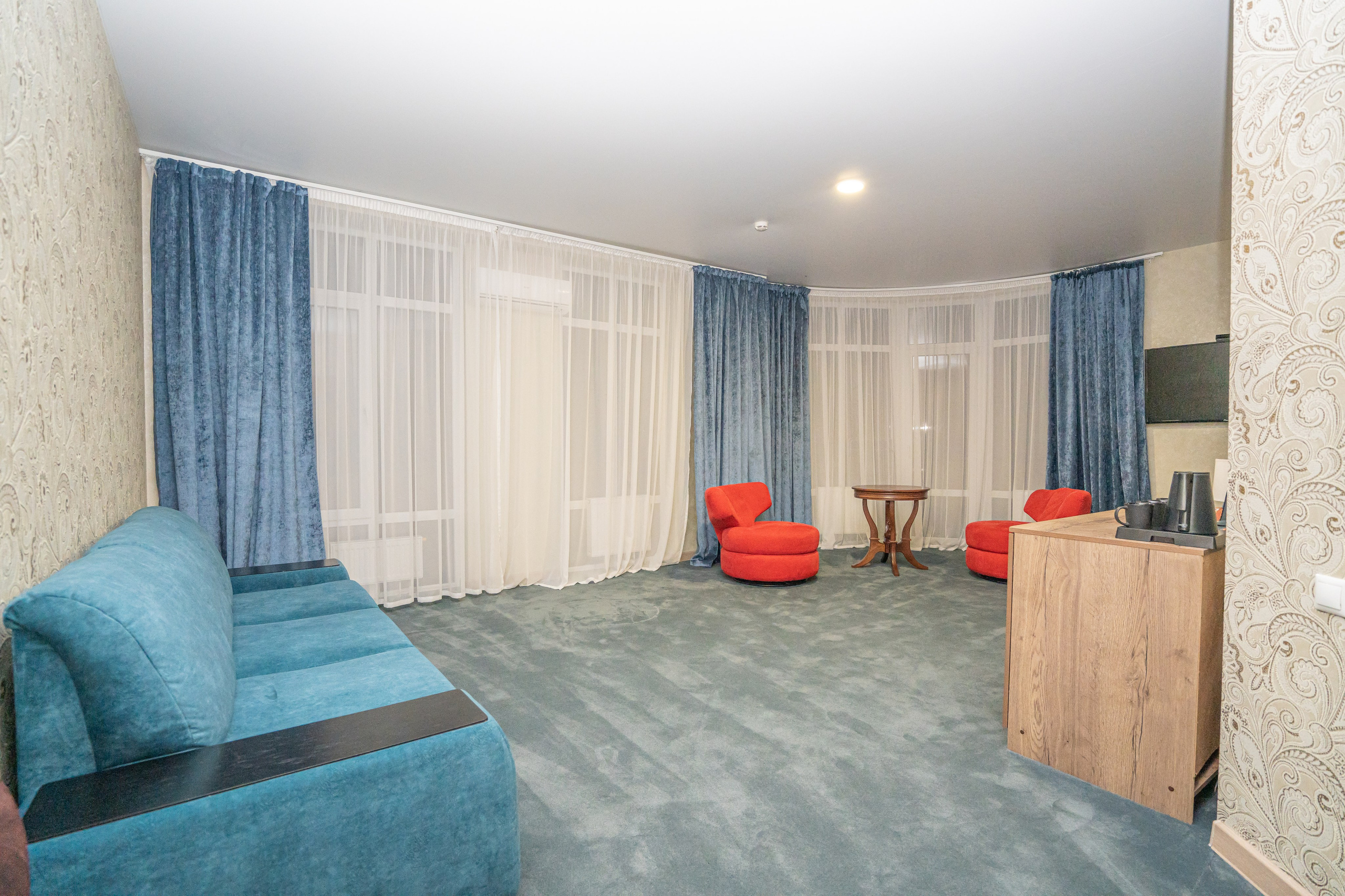 Интерьерная фотосъемка премиальных отелей Dream Hotel в Краснодаре и Анапе Профессиональная фотосъемка интерьеров отелей Dream Hotel: Красно. Шедевры для Вас! Фотограф и Видеограф в Краснодаре Пахиев Руслан