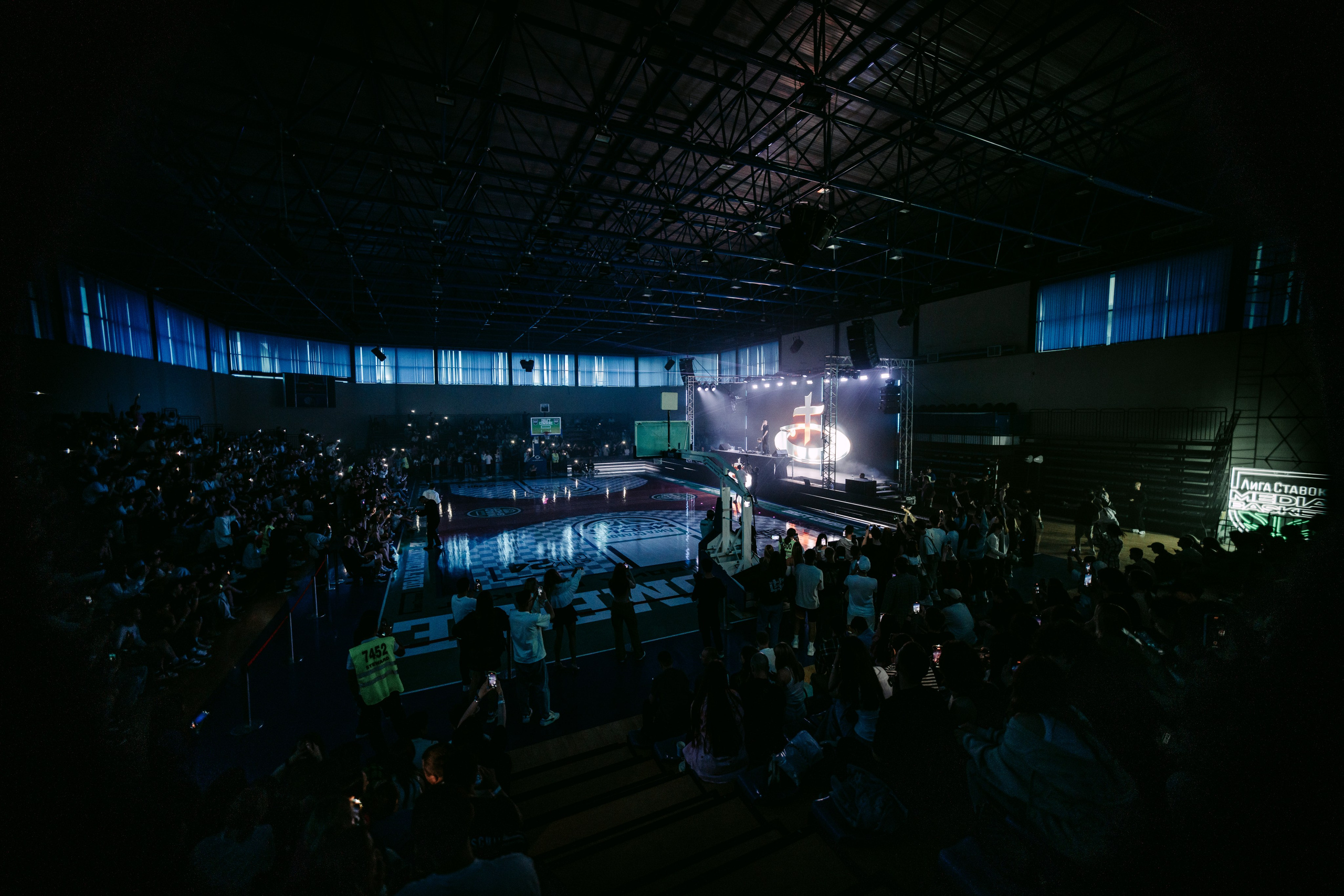 Медиабаскет в Казани. OBLADAET. AVG / 2024. Саша Копылов, фотограф в Казани