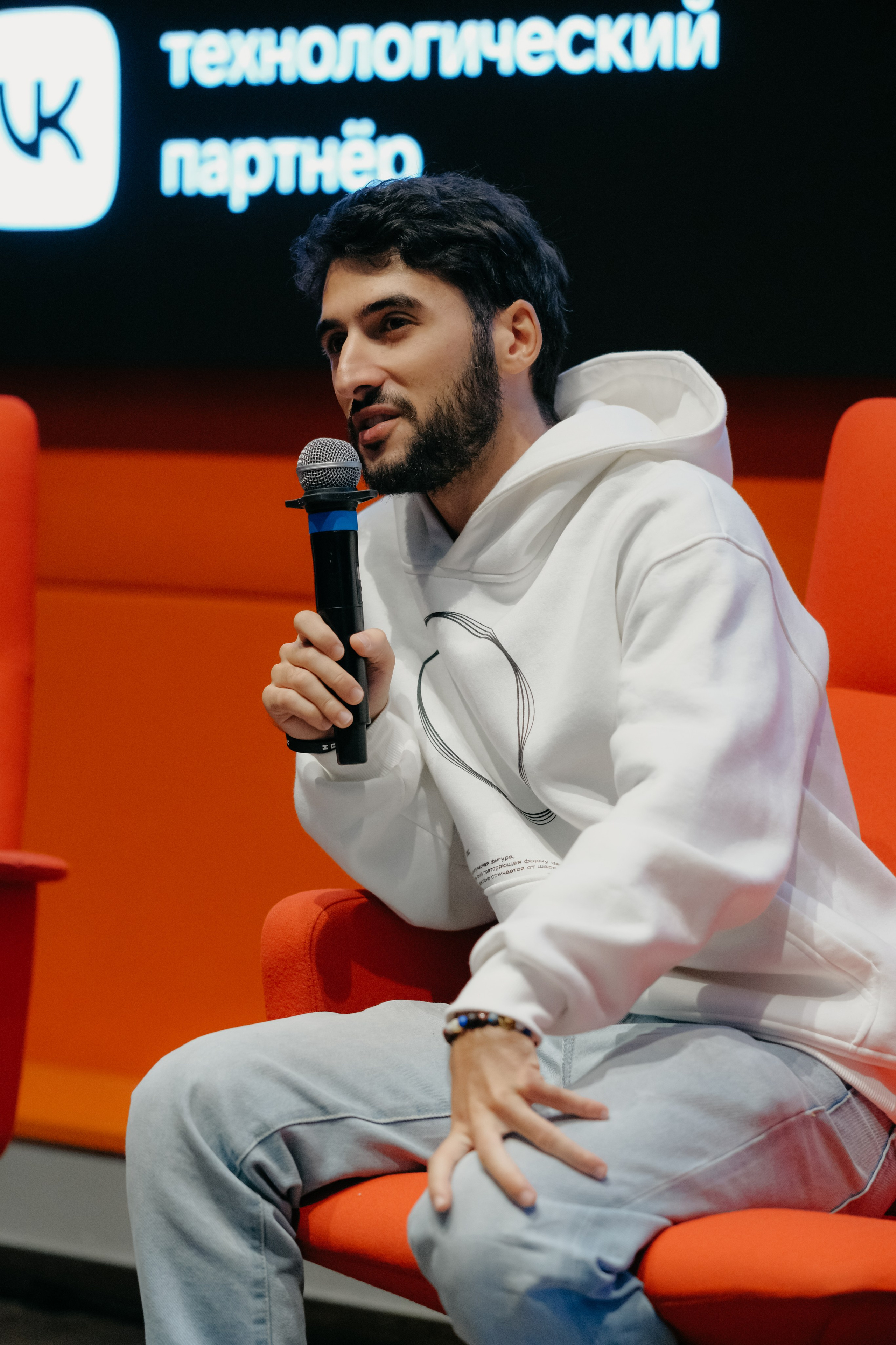 Наука 0+. Фотограф в Москве Дмитрий Рогов